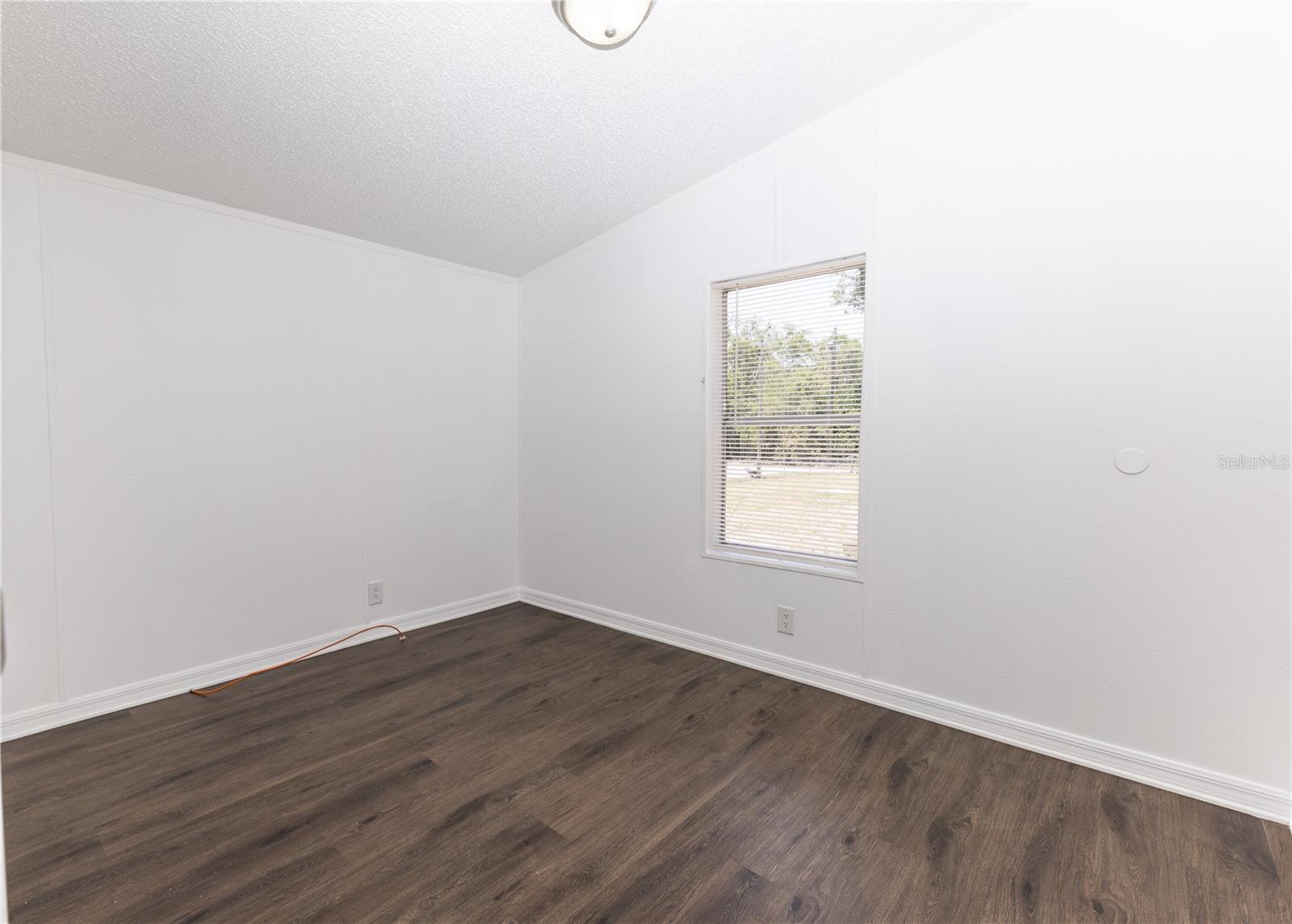 Image 14 of 30 For 4872 Evans Street