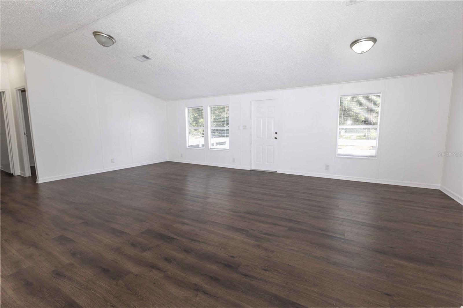 Image 8 of 30 For 4872 Evans Street