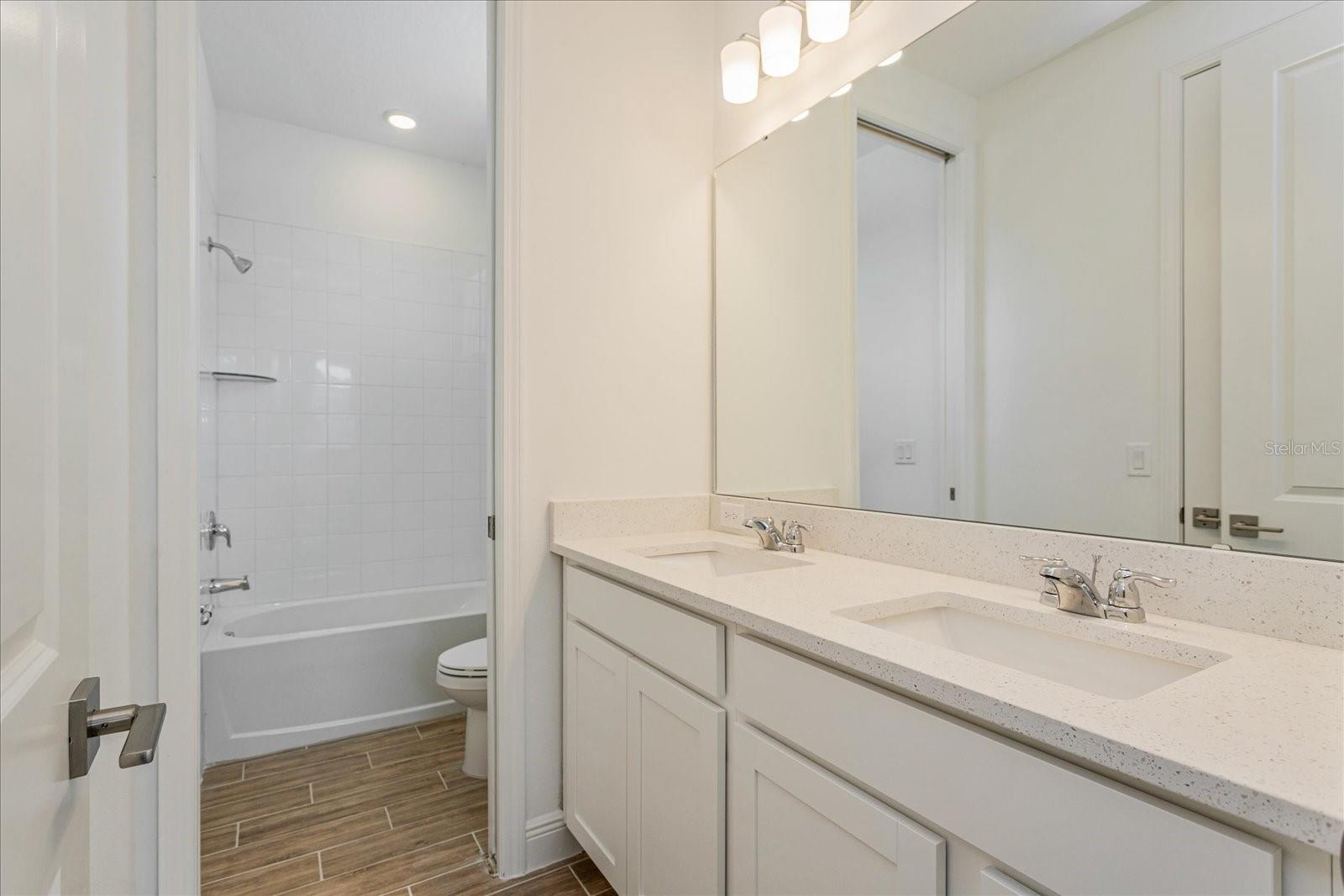 Image 16 of 48 For 9674 Rodbell Street