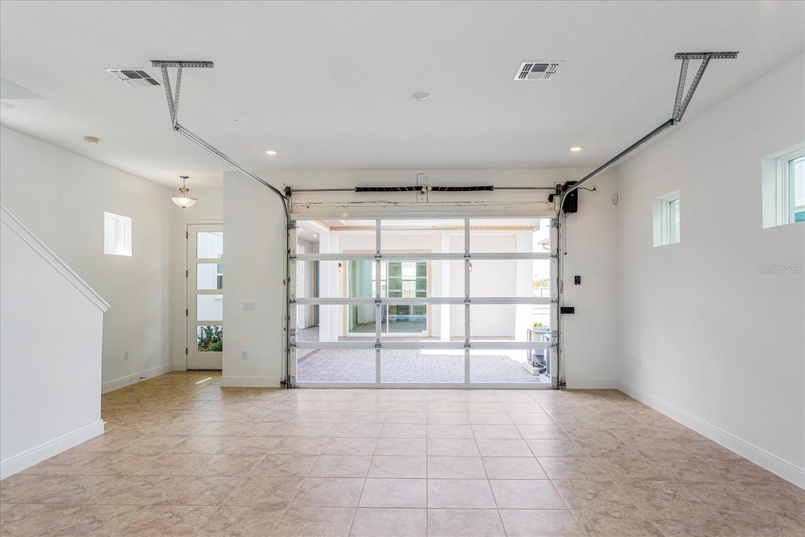 Image 3 of 48 For 9674 Rodbell Street