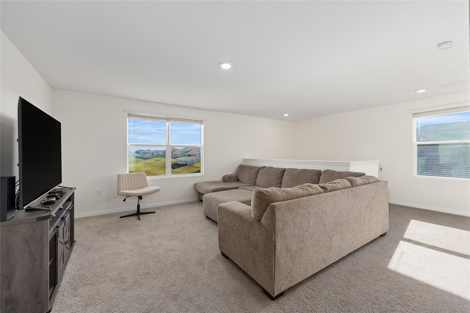 Image 14 of 23 For 4713 86 Lane
