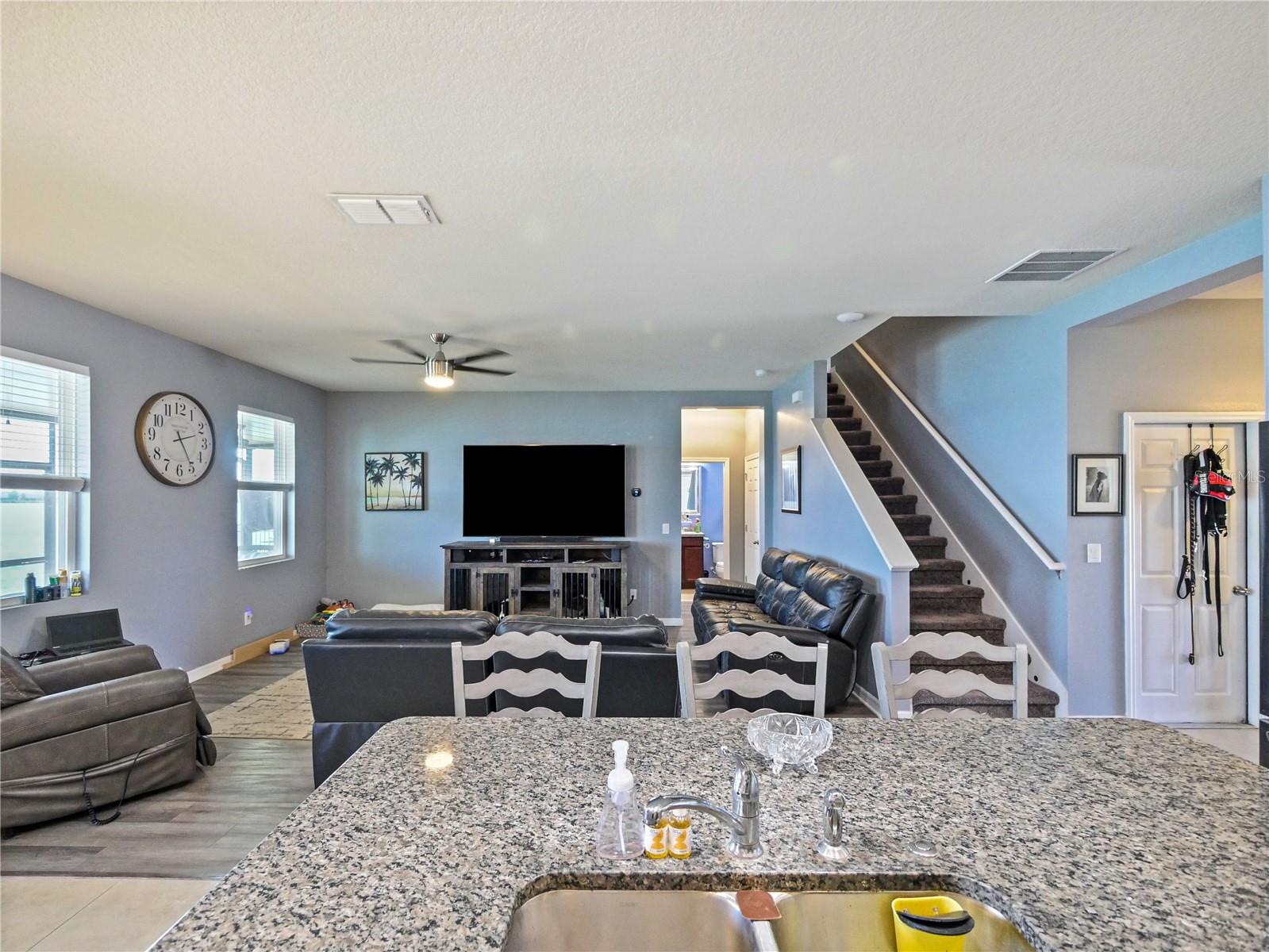 Image 9 of 48 For 395 Blue Cypress Drive