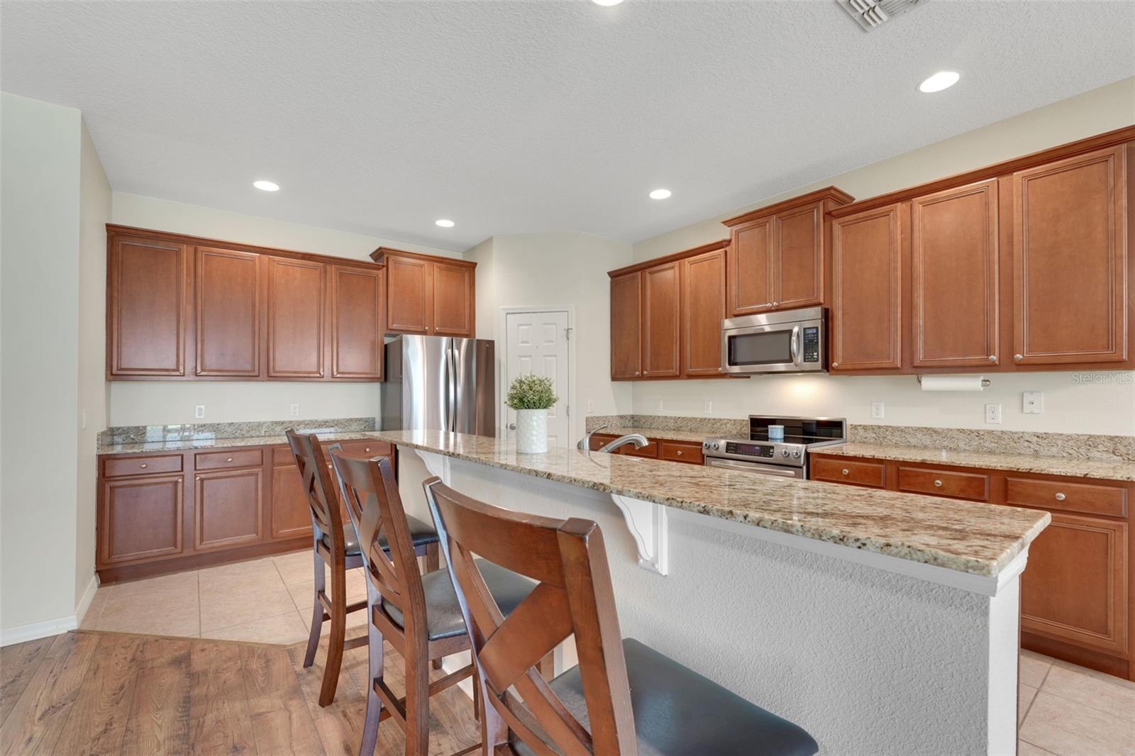 Image 16 of 49 For 30532 Gidran Terrace