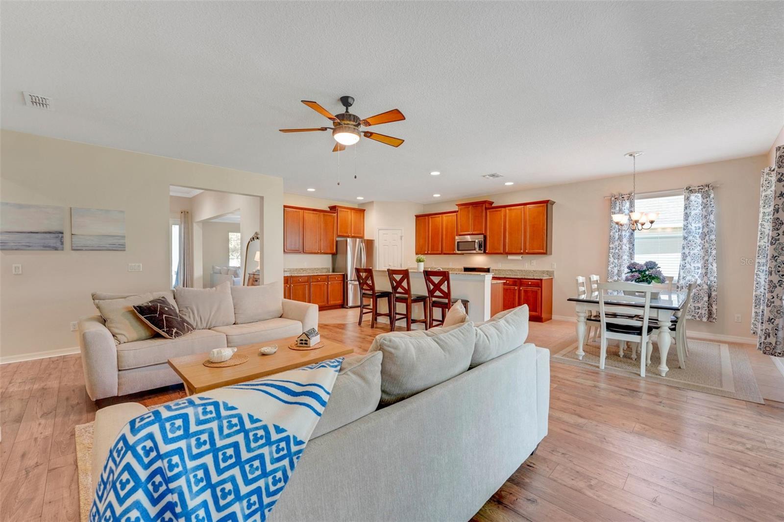Image 23 of 49 For 30532 Gidran Terrace
