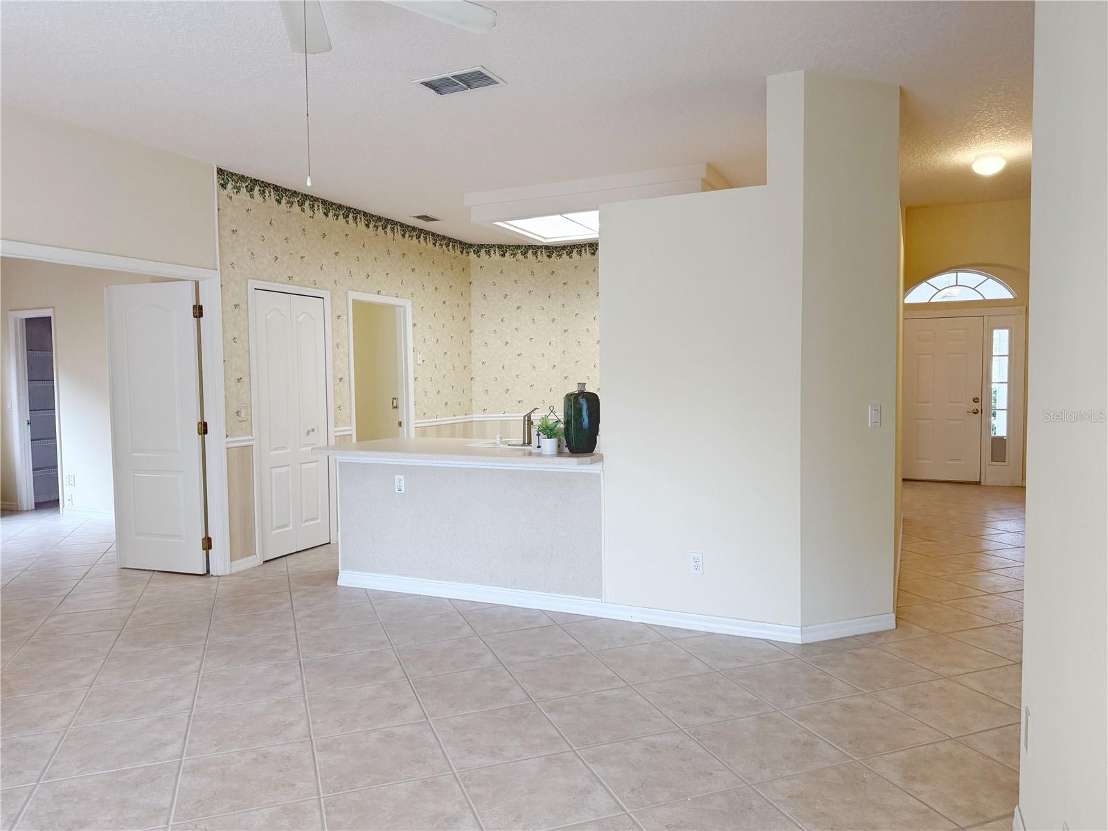 Image 18 of 64 For 3555 Chapel Hill Boulevard