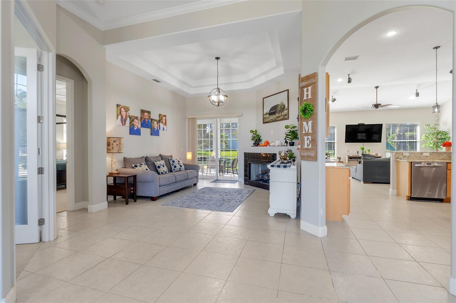 Image 11 of 51 For 7350 Spring Mountain Ln