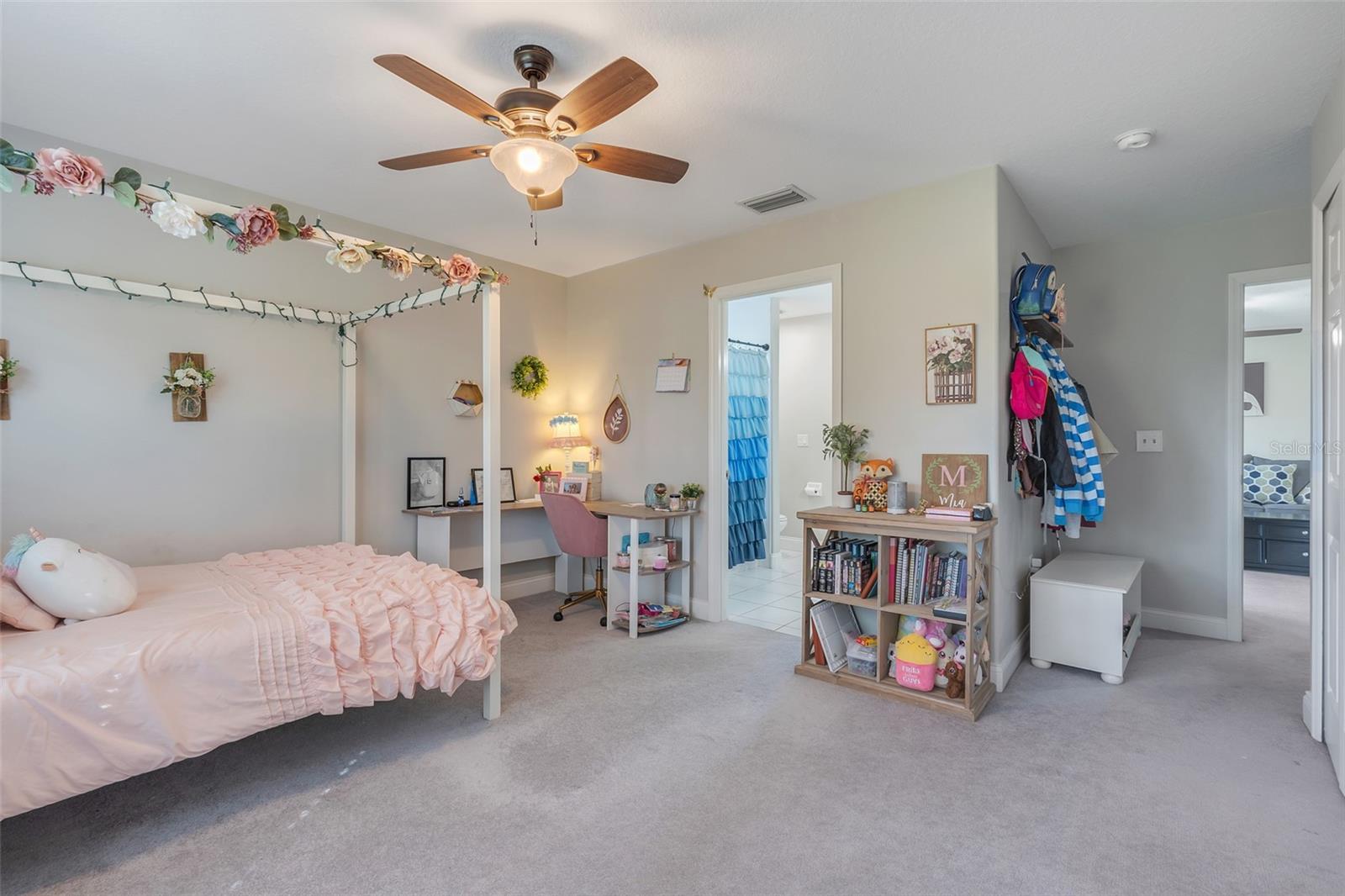 Image 43 of 51 For 7350 Spring Mountain Ln