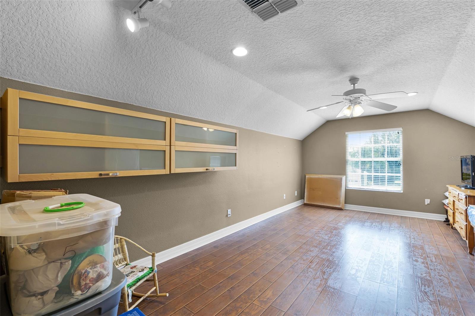 Image 25 of 77 For 4239 Fawn Meadows Cir