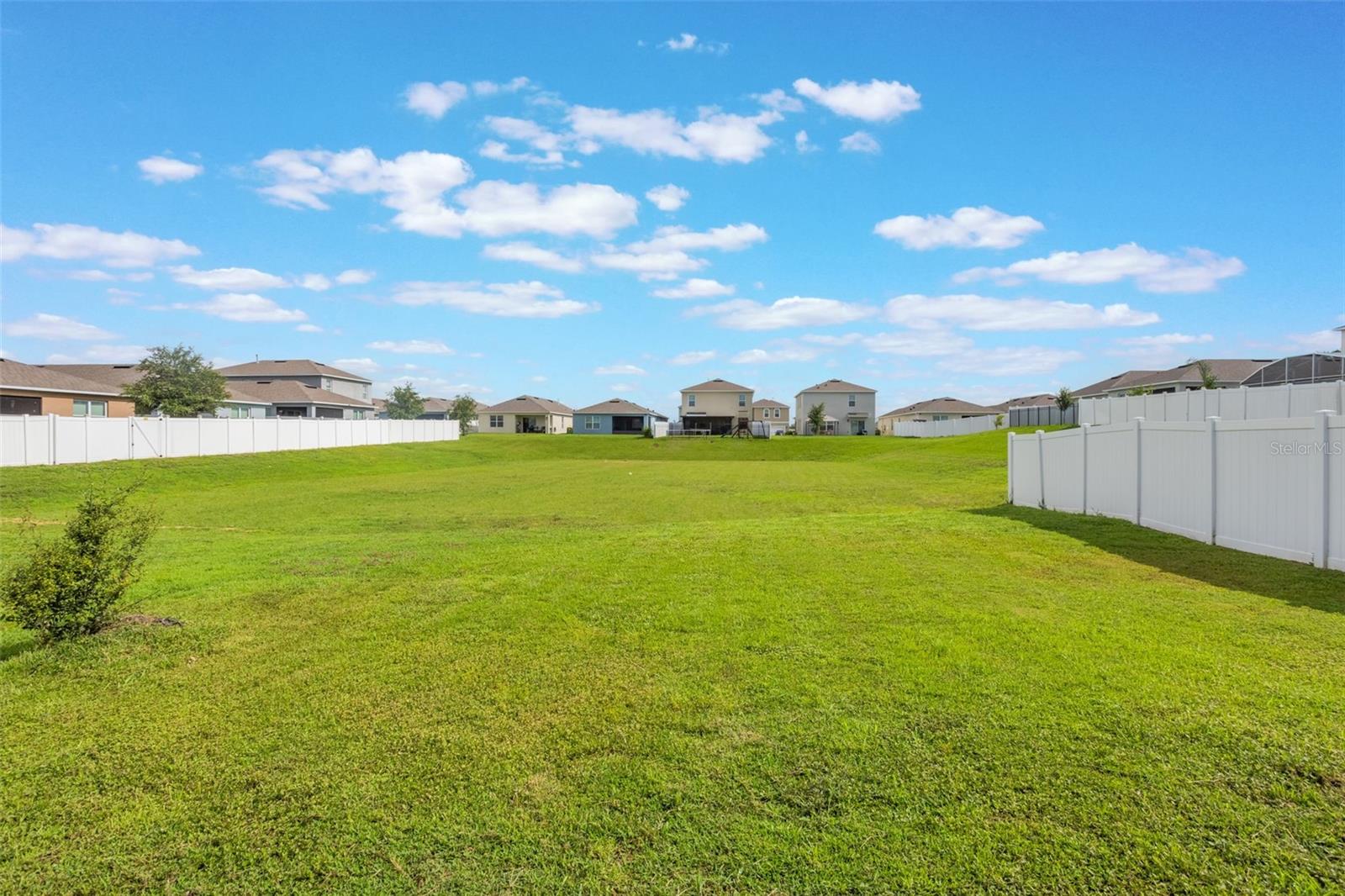 Image 14 of 59 For 29810 Anahid Dr