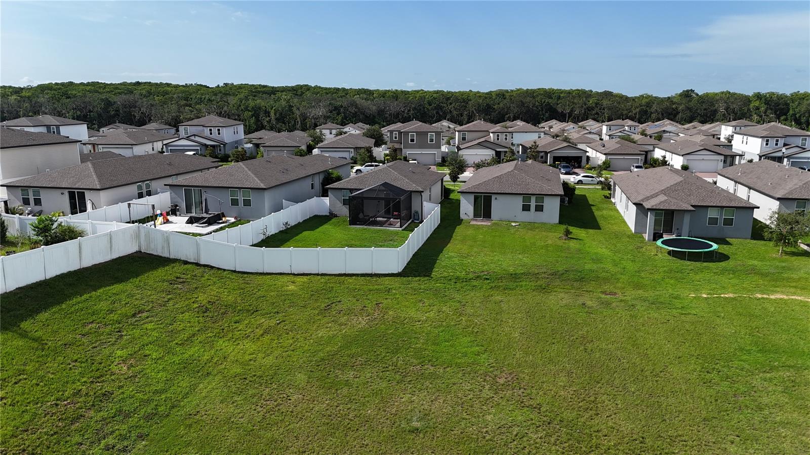 Image 18 of 59 For 29810 Anahid Dr