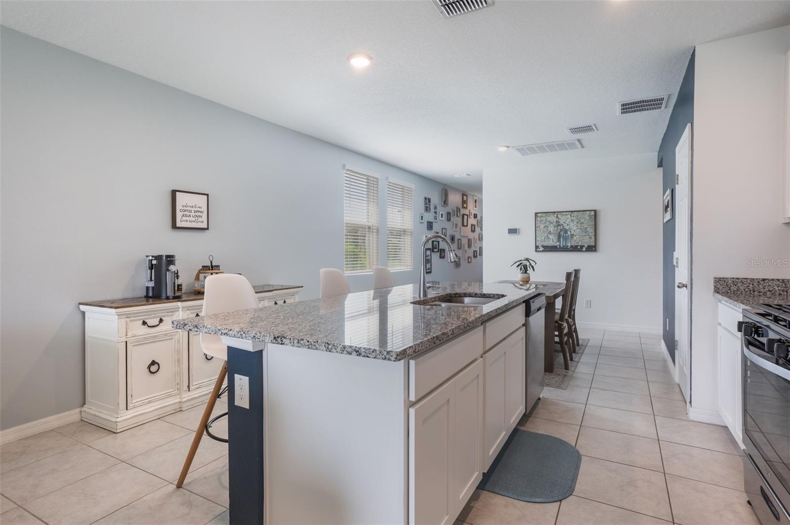 Image 29 of 59 For 29810 Anahid Dr