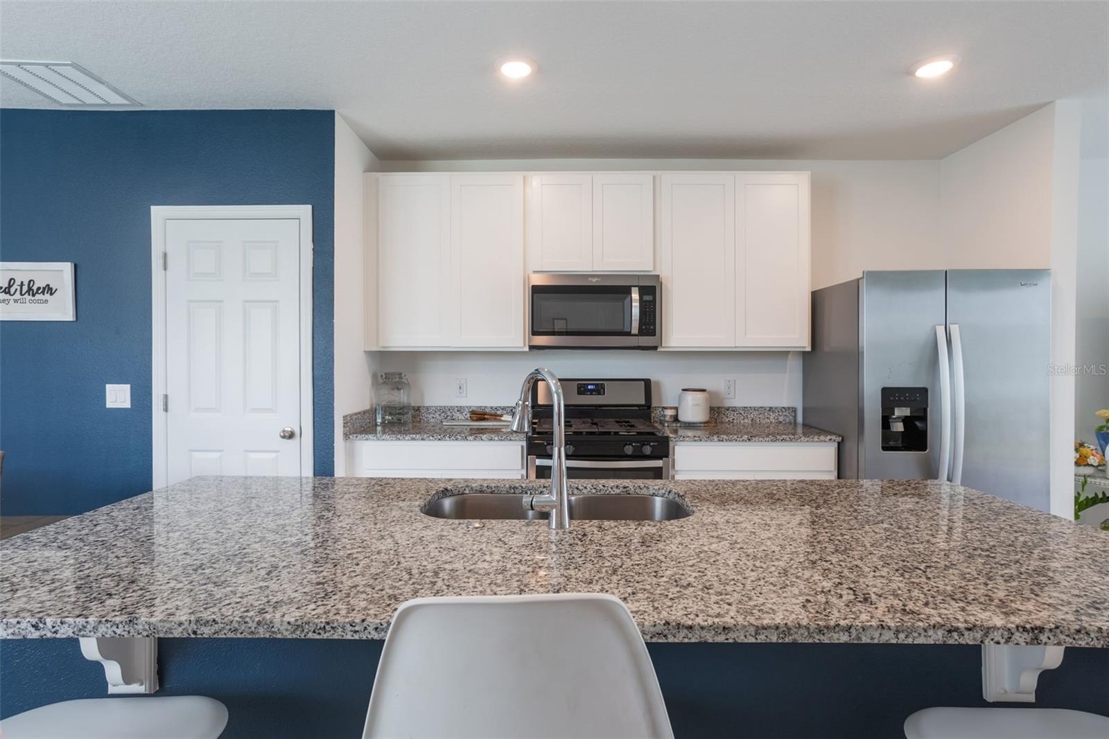 Image 30 of 59 For 29810 Anahid Dr