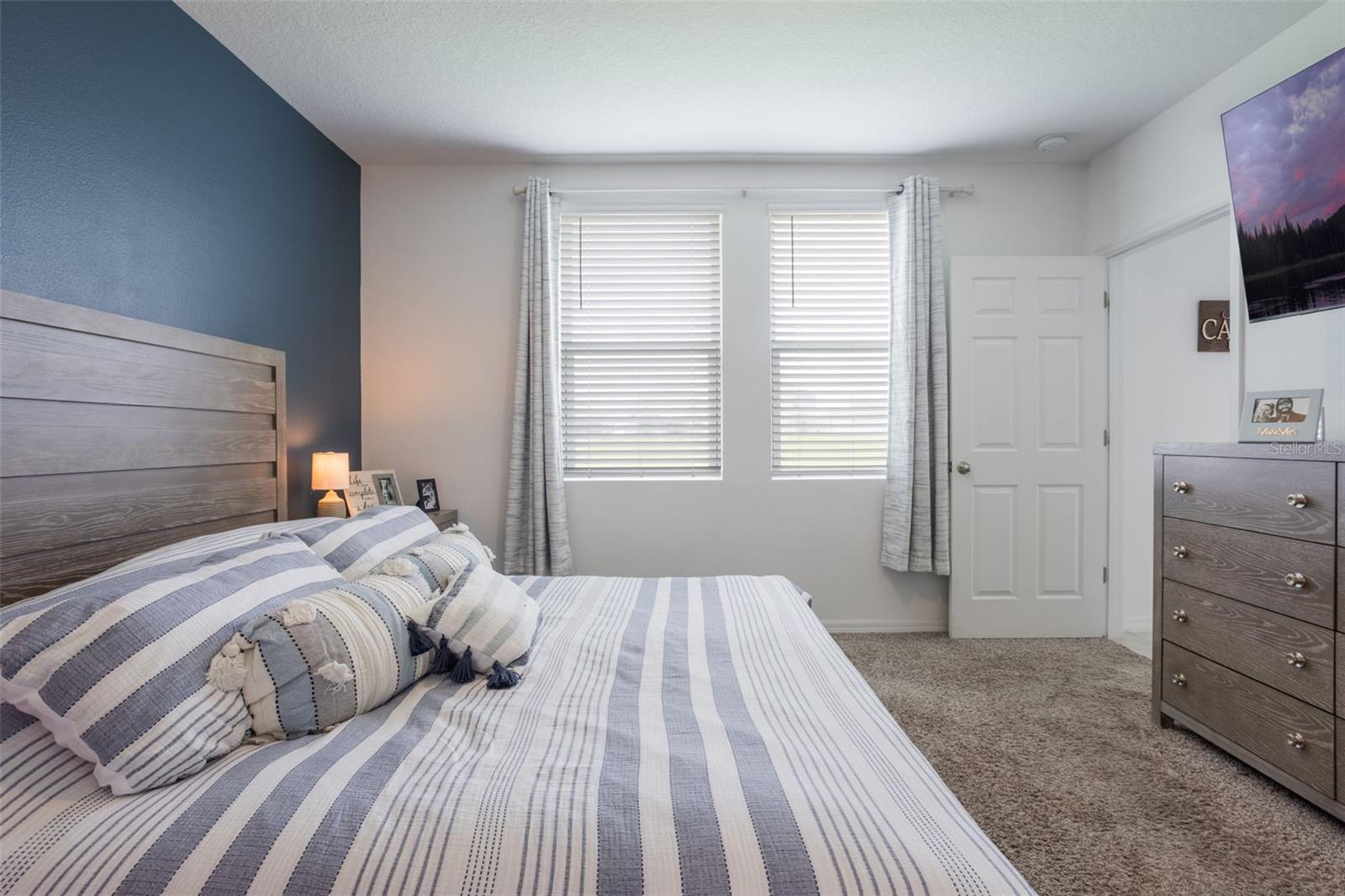 Image 36 of 59 For 29810 Anahid Dr