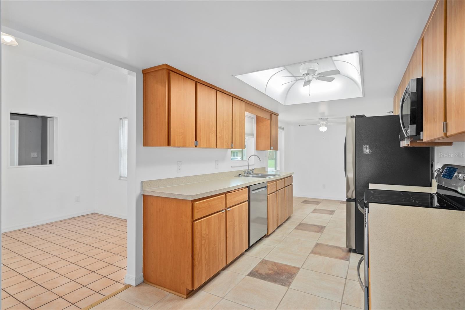 Image 10 of 42 For 721 Mendoza Drive