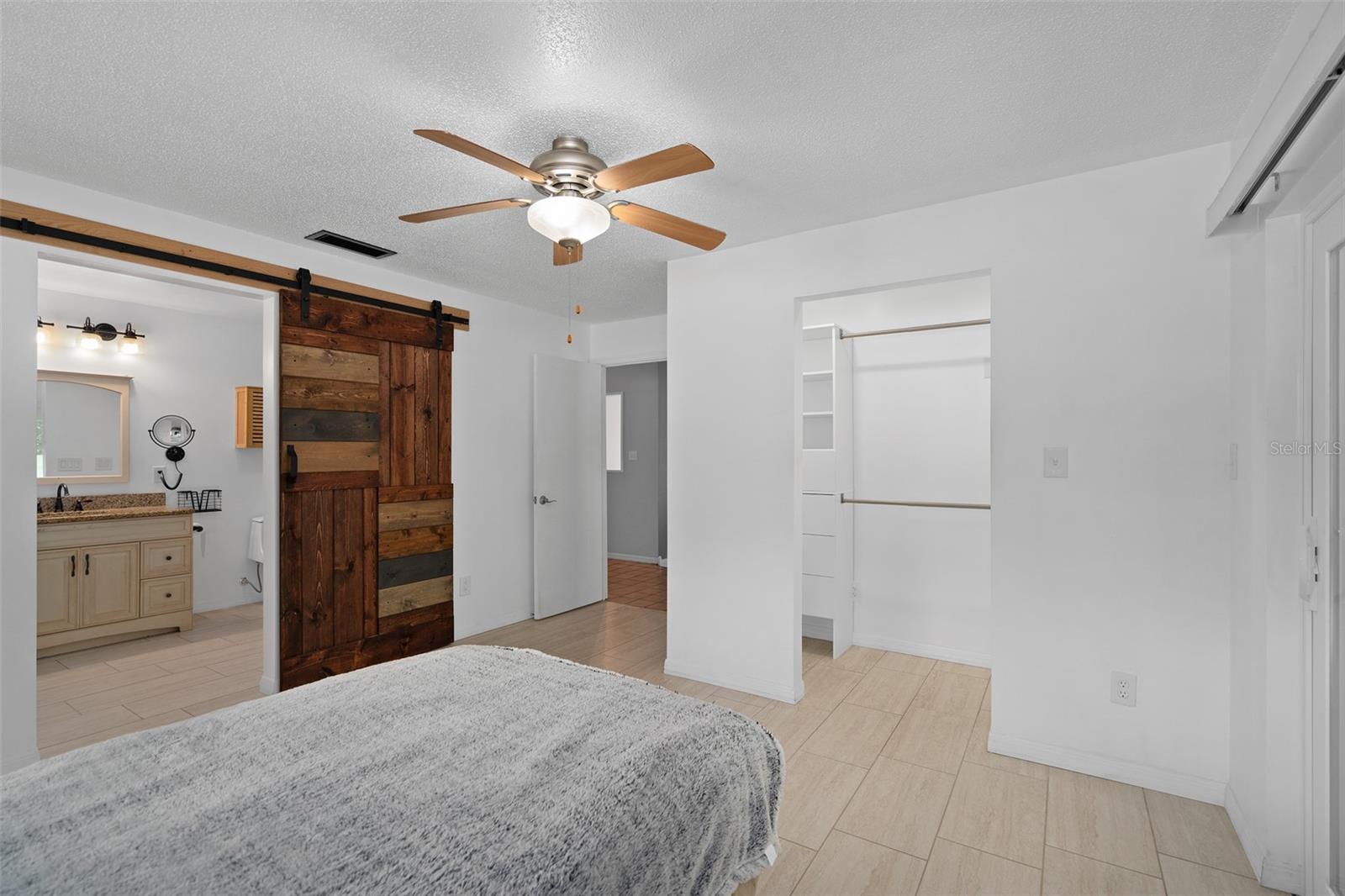 Image 21 of 42 For 721 Mendoza Drive