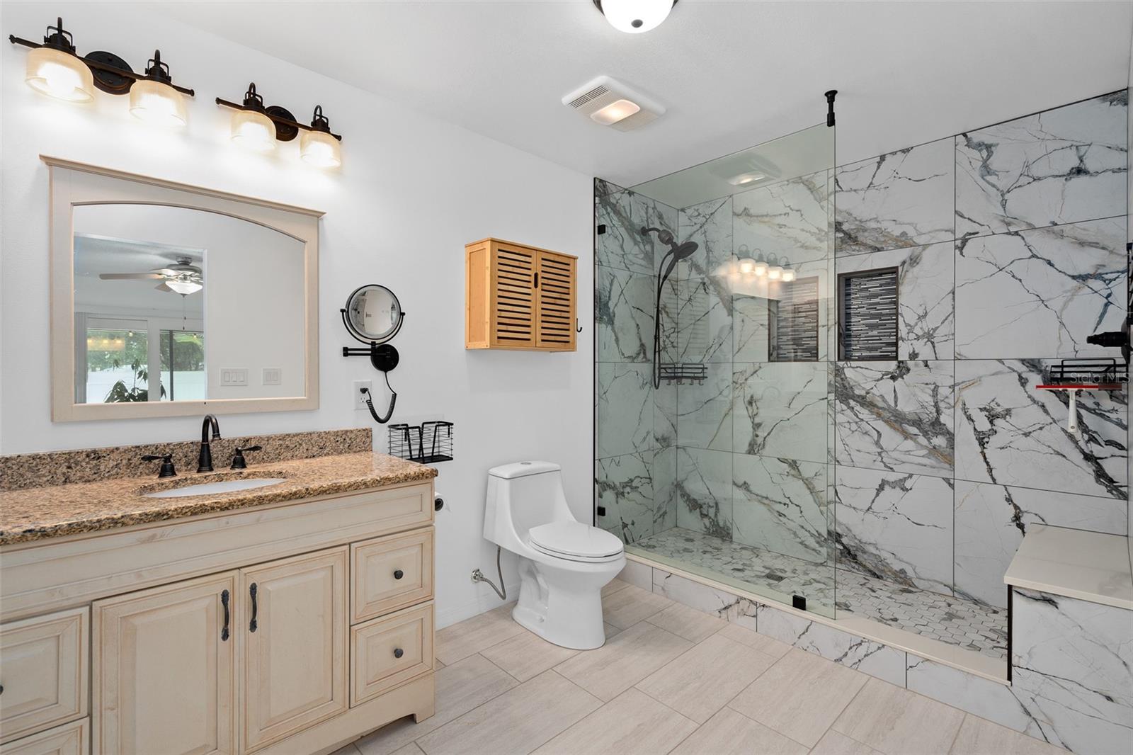 Image 23 of 42 For 721 Mendoza Drive