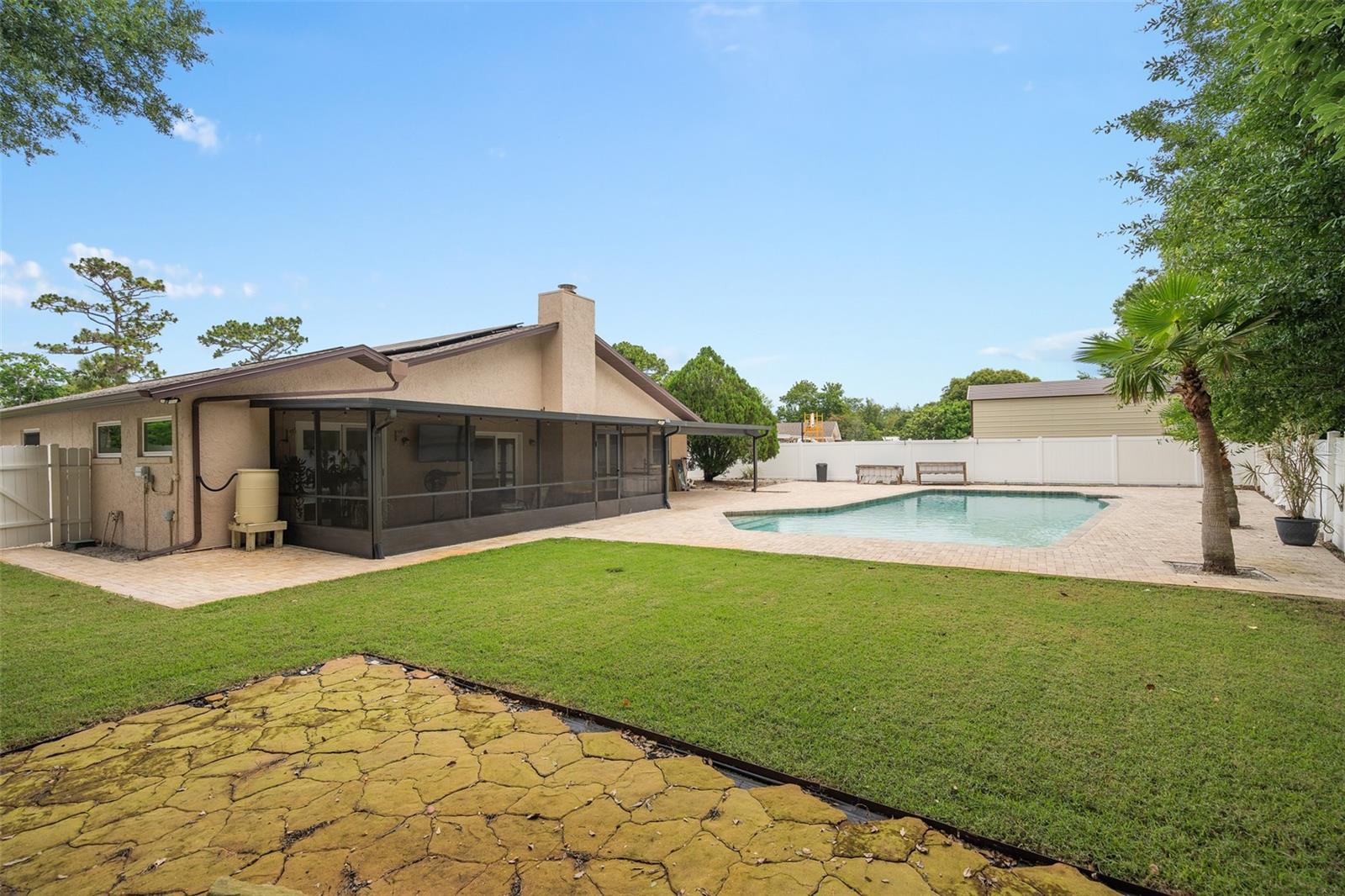 Image 33 of 42 For 721 Mendoza Drive