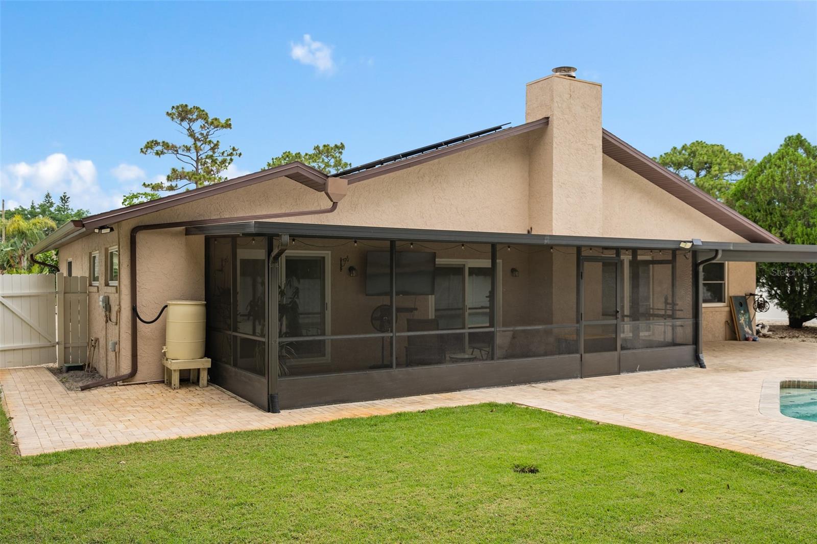 Image 34 of 42 For 721 Mendoza Drive