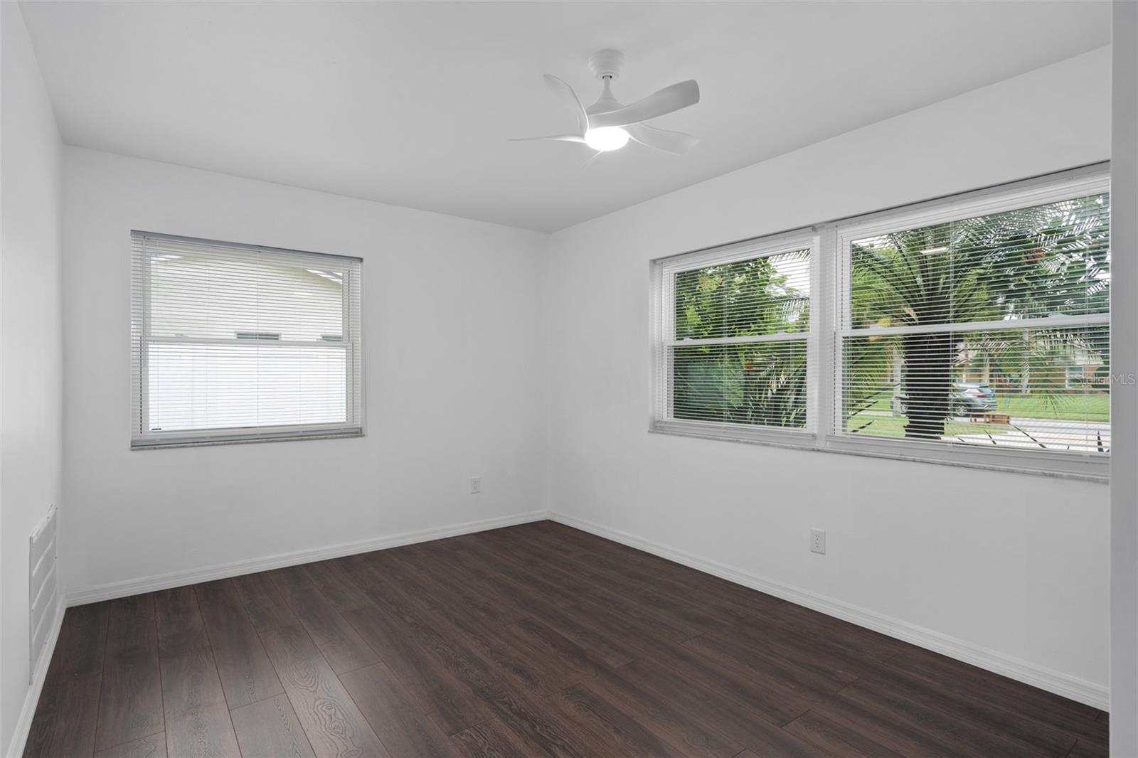 Image 6 of 42 For 721 Mendoza Drive
