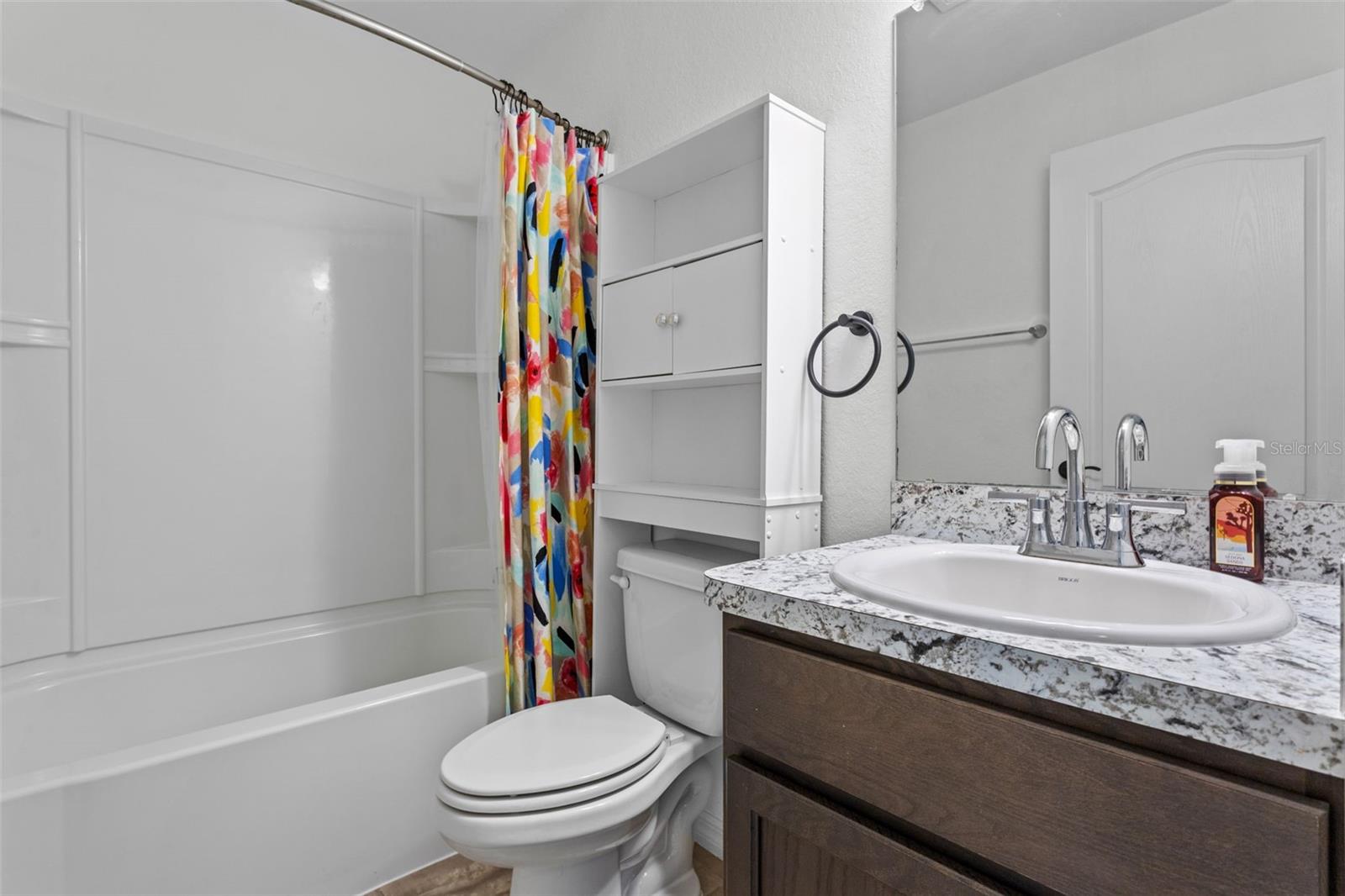 Image 21 of 47 For 305 Arbuthnot St