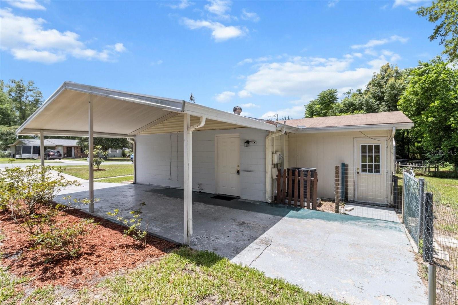 Image 25 of 27 For 1817 Gardenia Drive