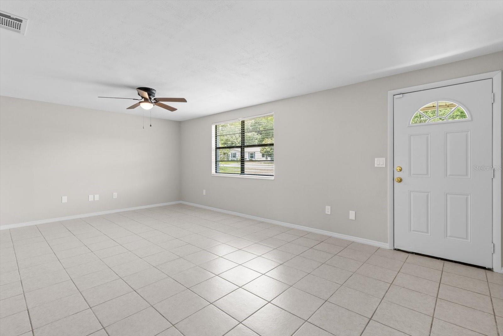 Image 6 of 27 For 1817 Gardenia Drive