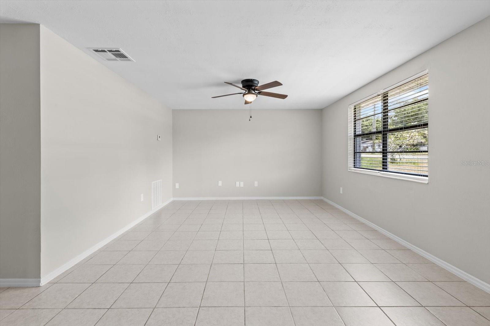 Image 9 of 27 For 1817 Gardenia Drive