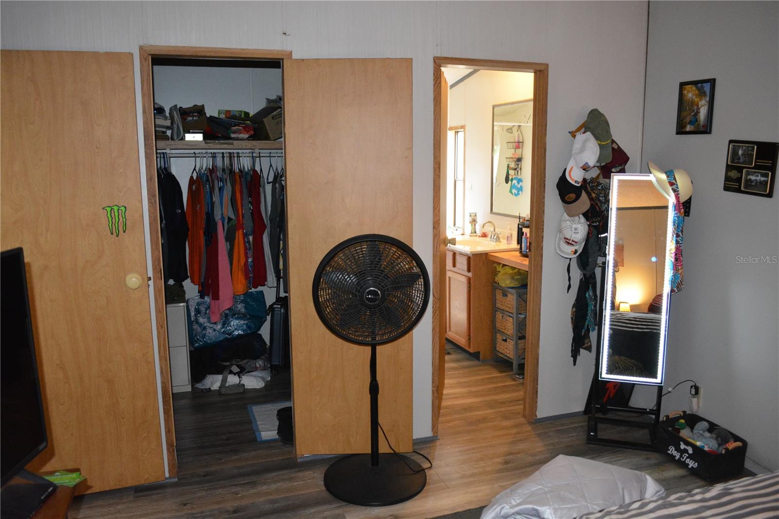 Image 17 of 44 For 14186 199th Place