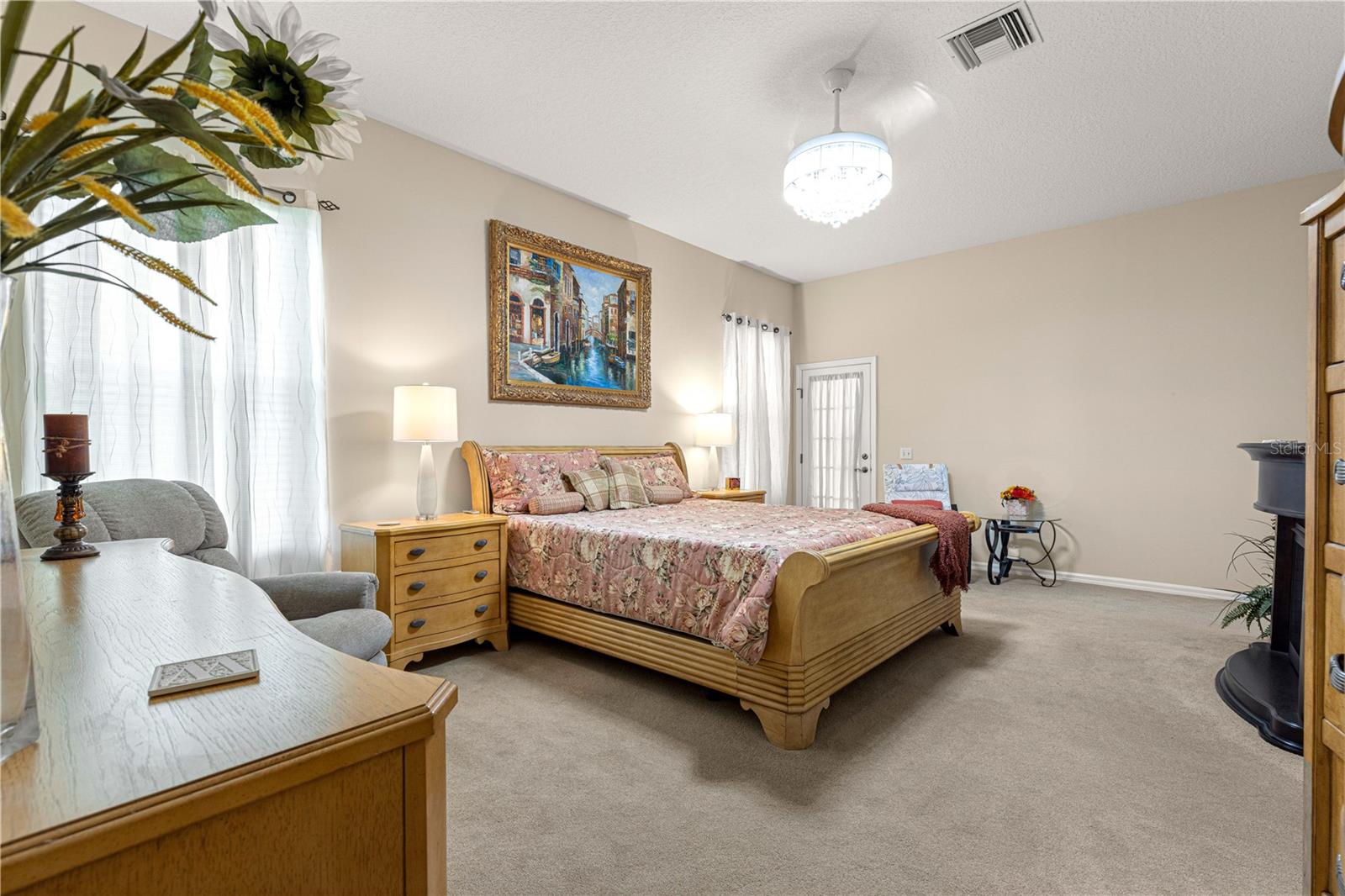 Image 18 of 40 For 1010 Sierra Blanca Court
