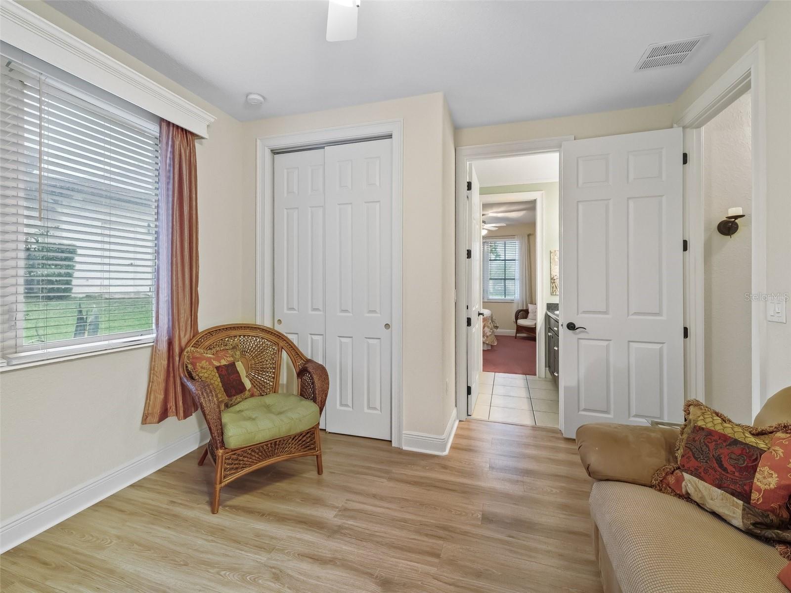 Image 32 of 57 For 5235 Island Terrace Court