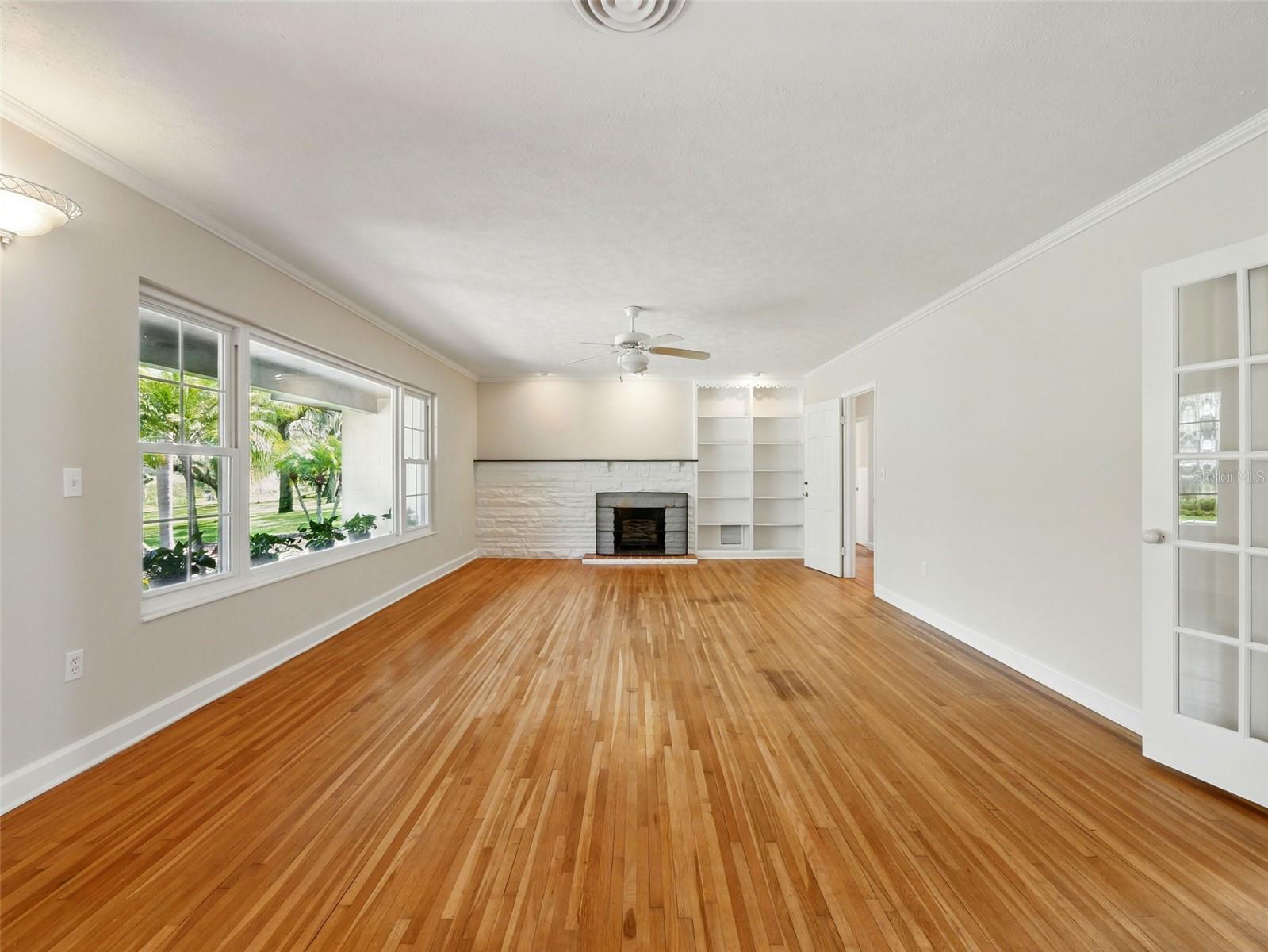 Image 20 of 87 For 9269 Silver Lake Drive