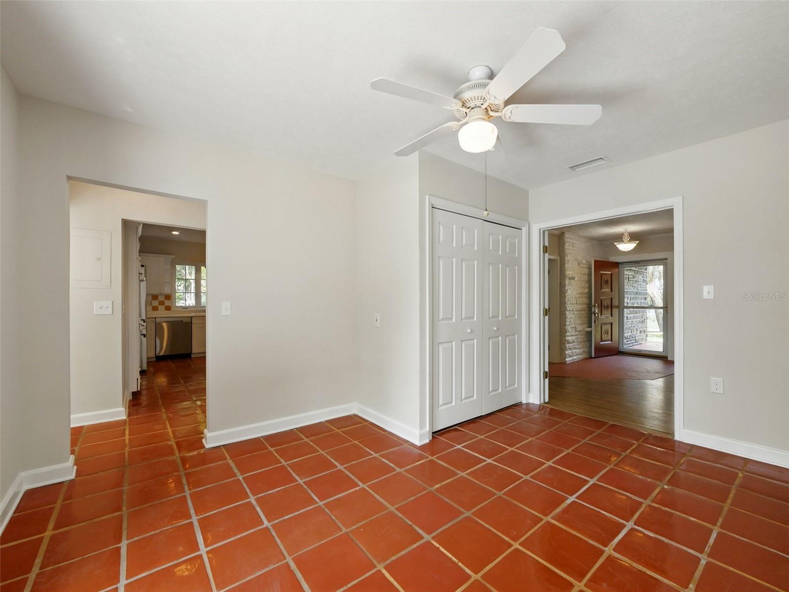 Image 37 of 87 For 9269 Silver Lake Drive