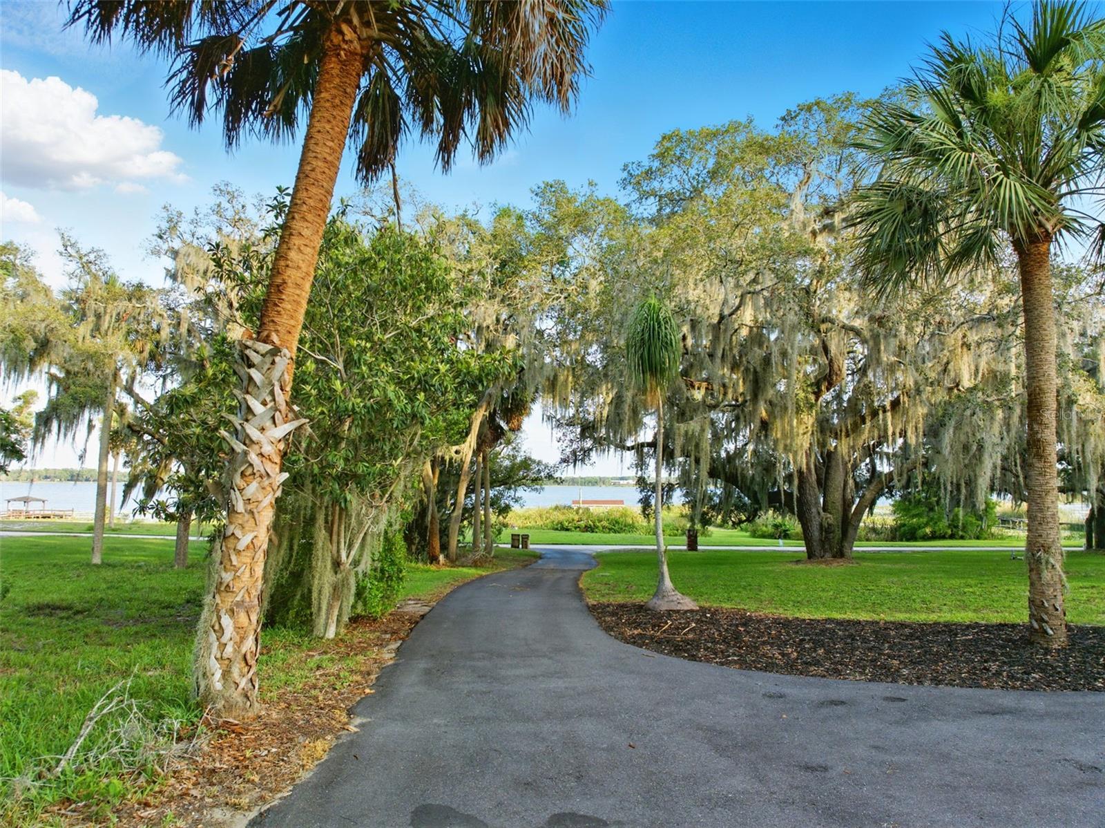 Image 4 of 87 For 9269 Silver Lake Drive