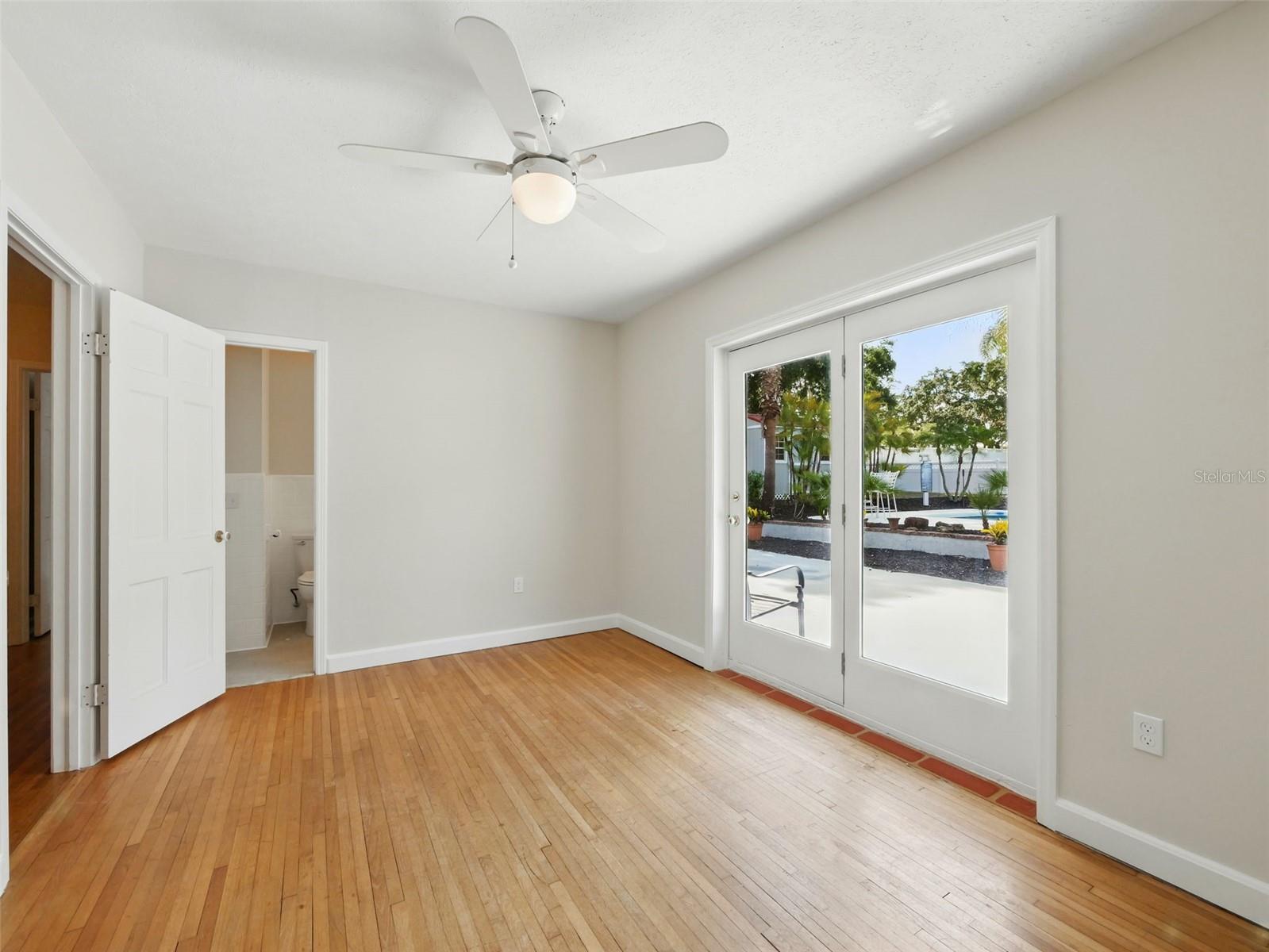 Image 43 of 87 For 9269 Silver Lake Drive