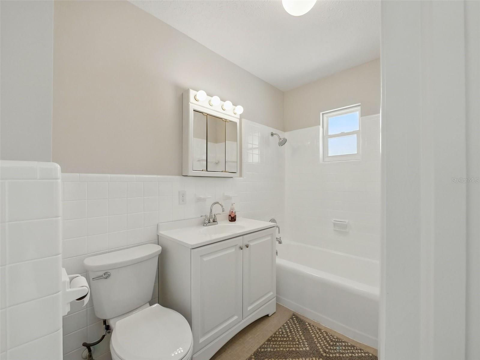 Image 44 of 87 For 9269 Silver Lake Drive