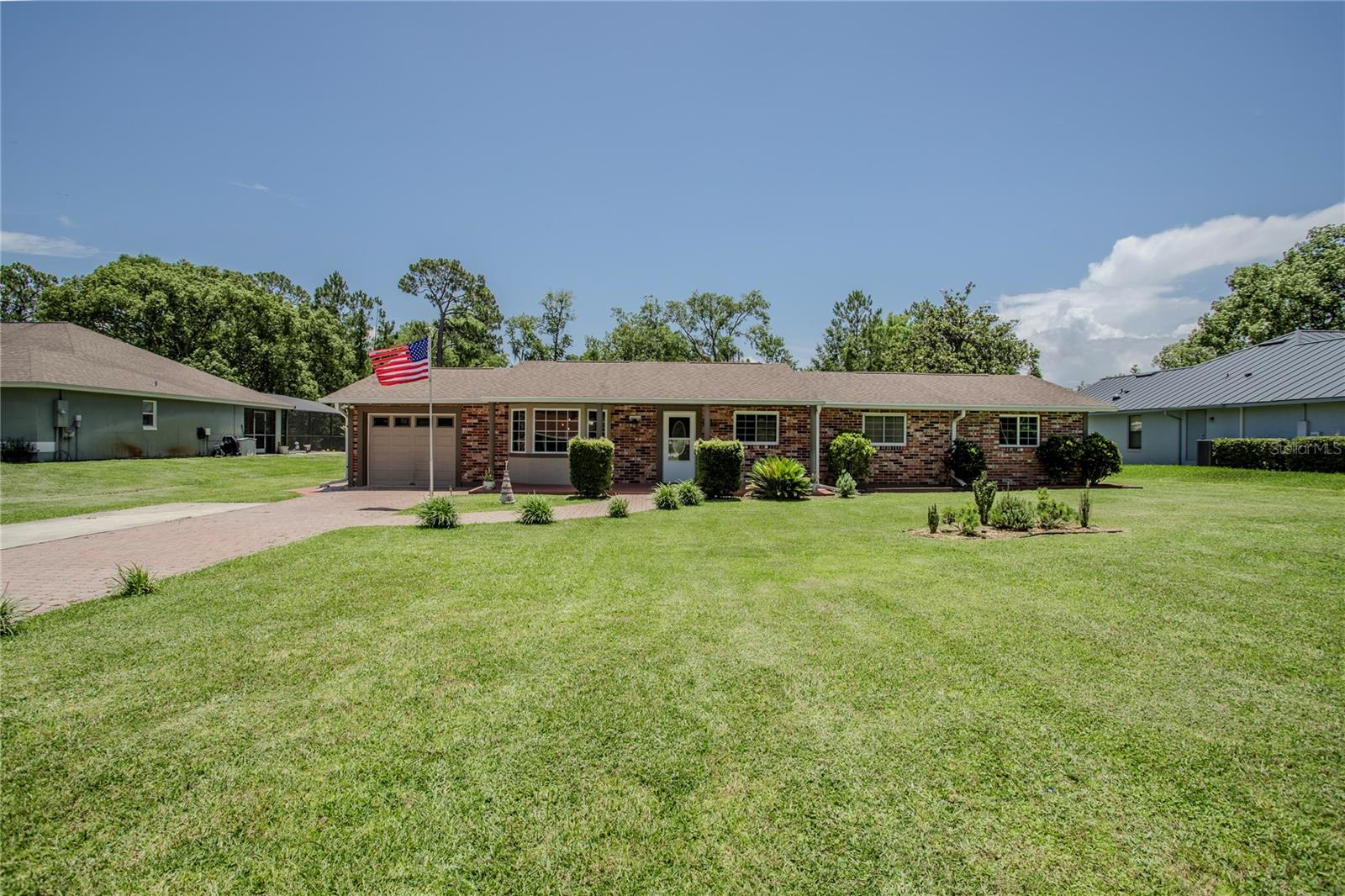 Details for 11418 Lake Eustis Drive, LEESBURG, FL 34788