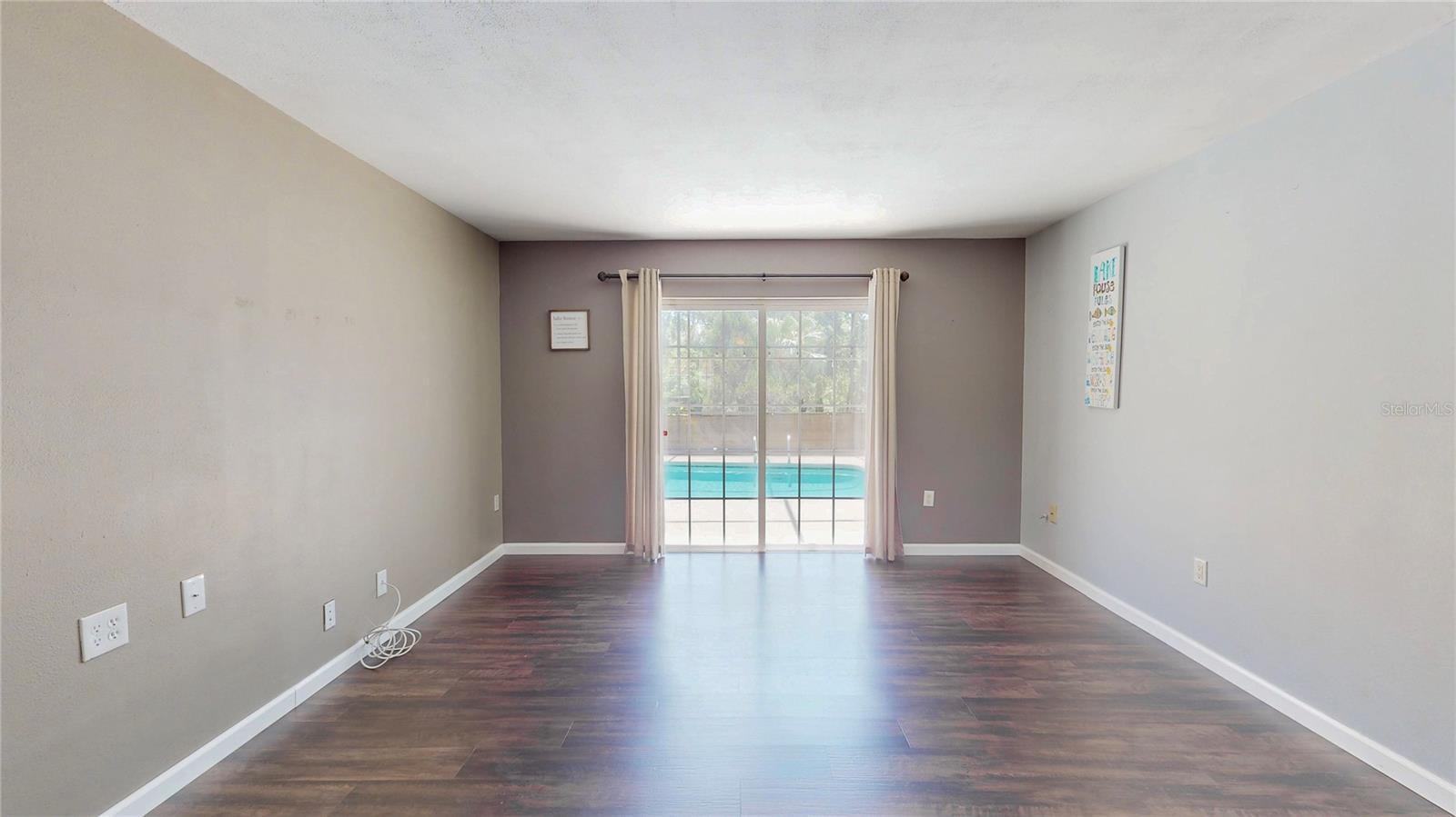 Image 10 of 47 For 11418 Lake Eustis Drive