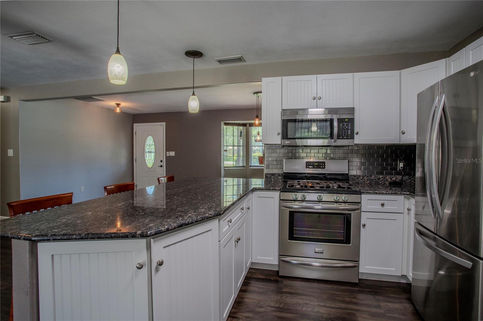 Image 16 of 47 For 11418 Lake Eustis Drive