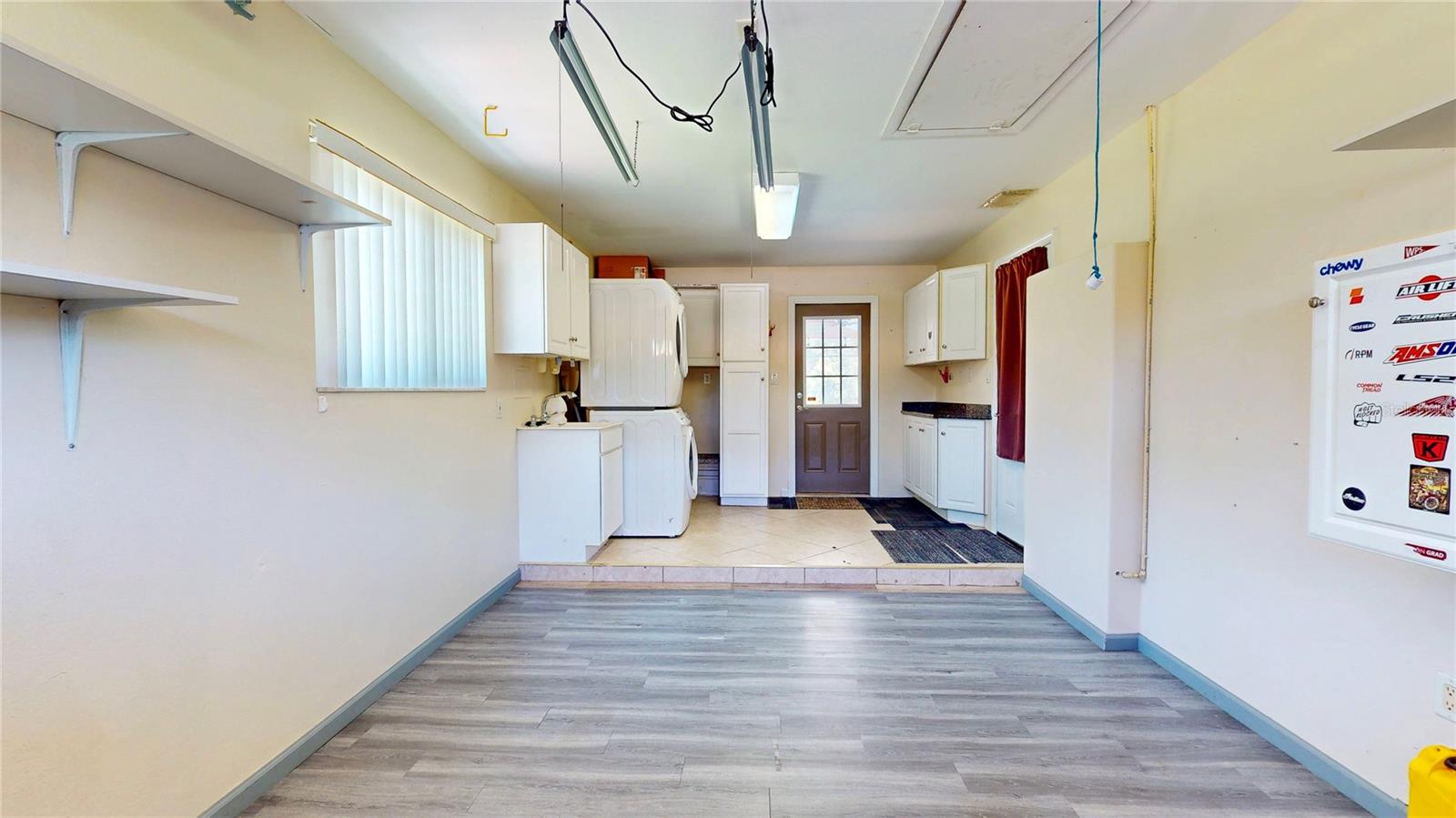 Image 18 of 47 For 11418 Lake Eustis Drive