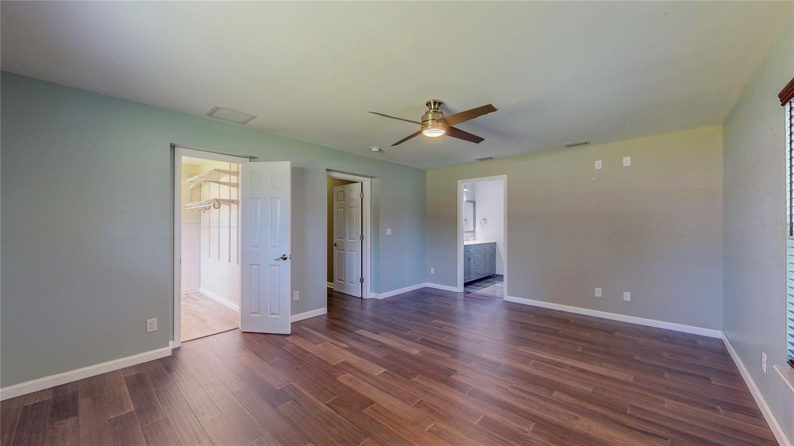 Image 25 of 47 For 11418 Lake Eustis Drive