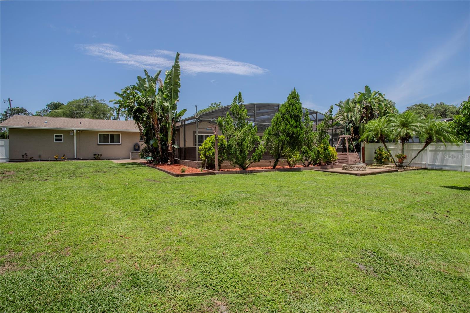 Image 39 of 47 For 11418 Lake Eustis Drive