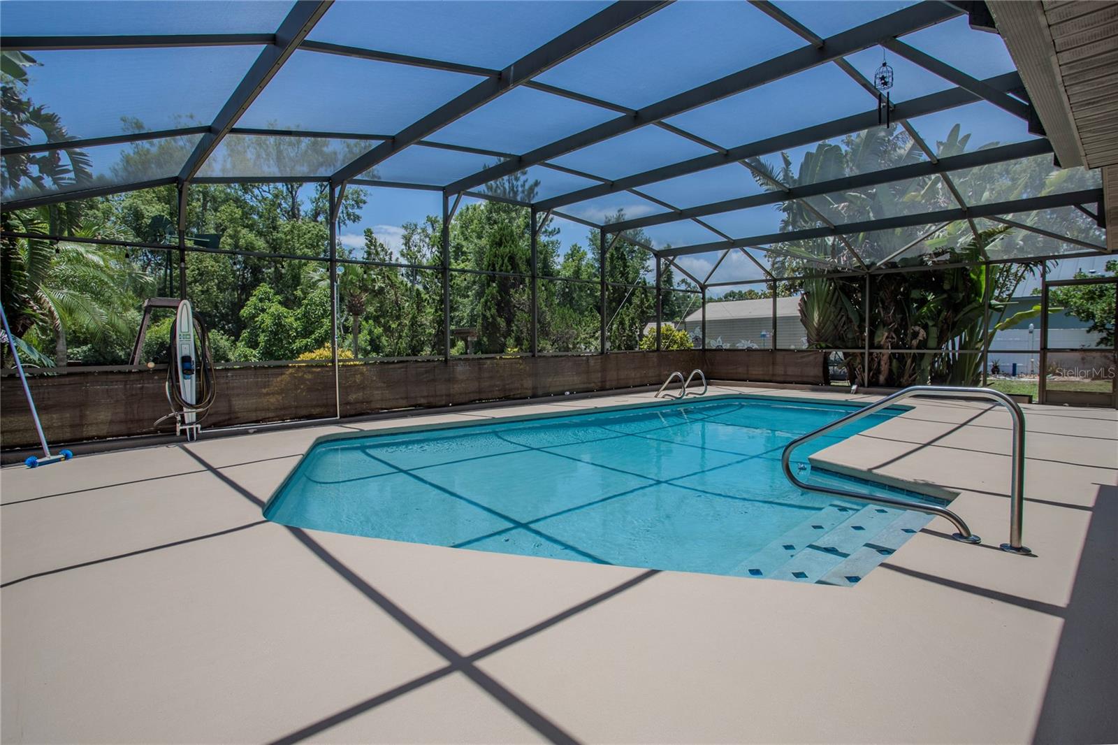 Image 4 of 47 For 11418 Lake Eustis Drive