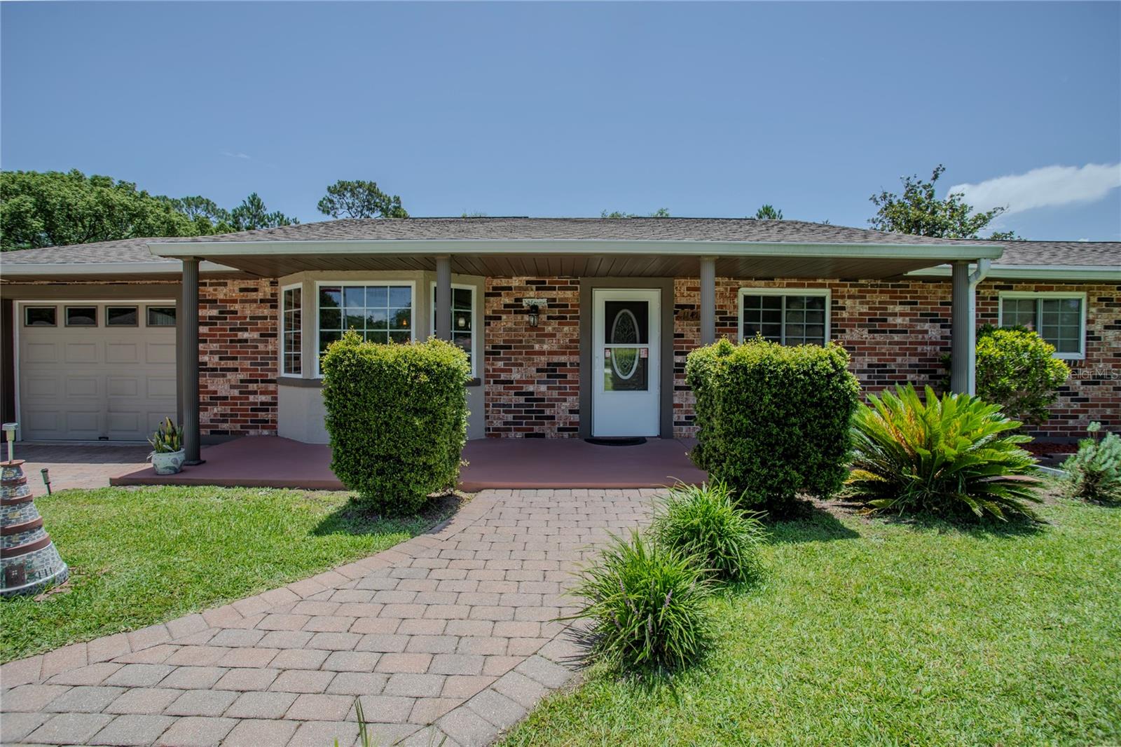Image 5 of 47 For 11418 Lake Eustis Drive