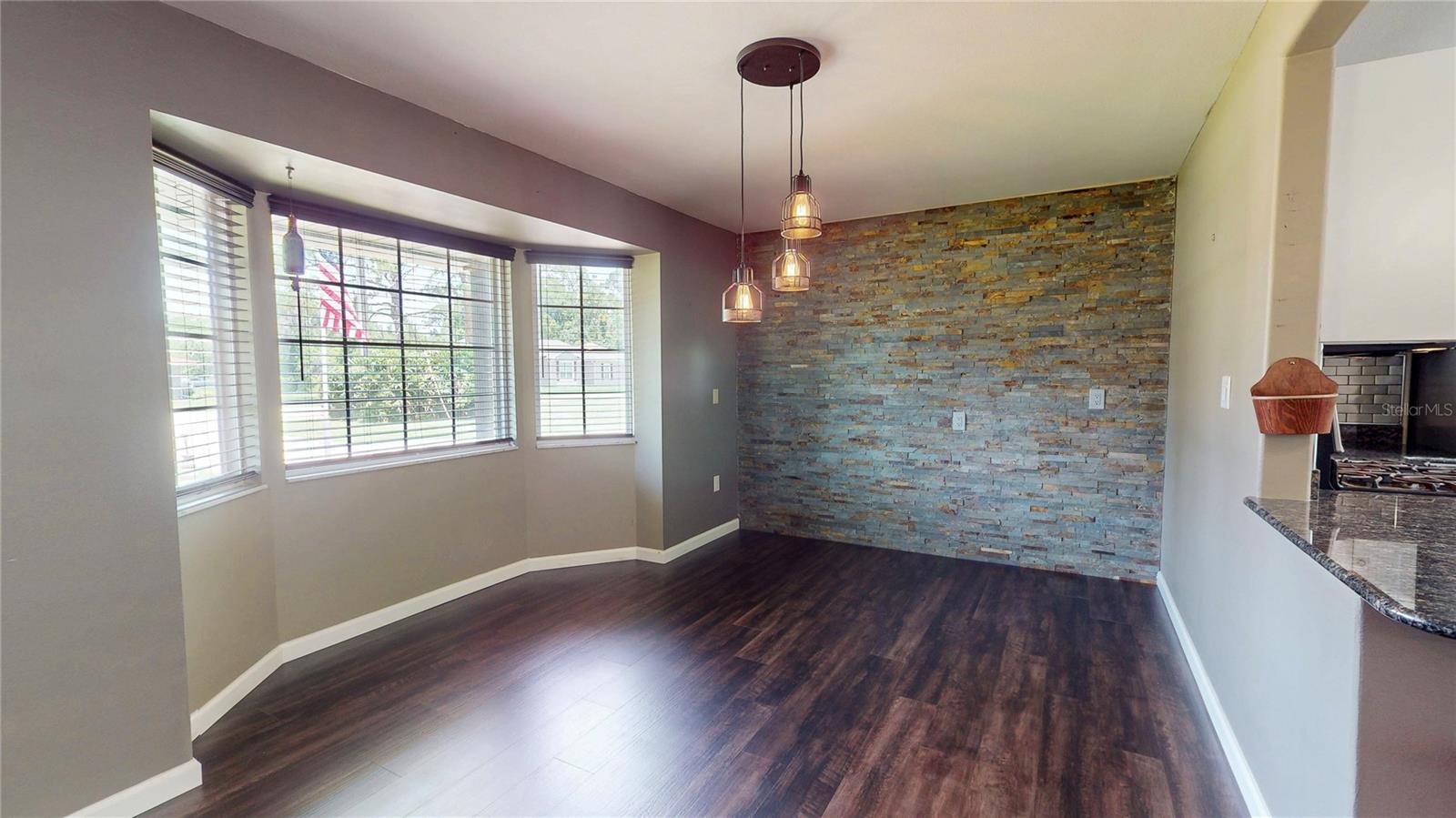 Image 7 of 47 For 11418 Lake Eustis Drive