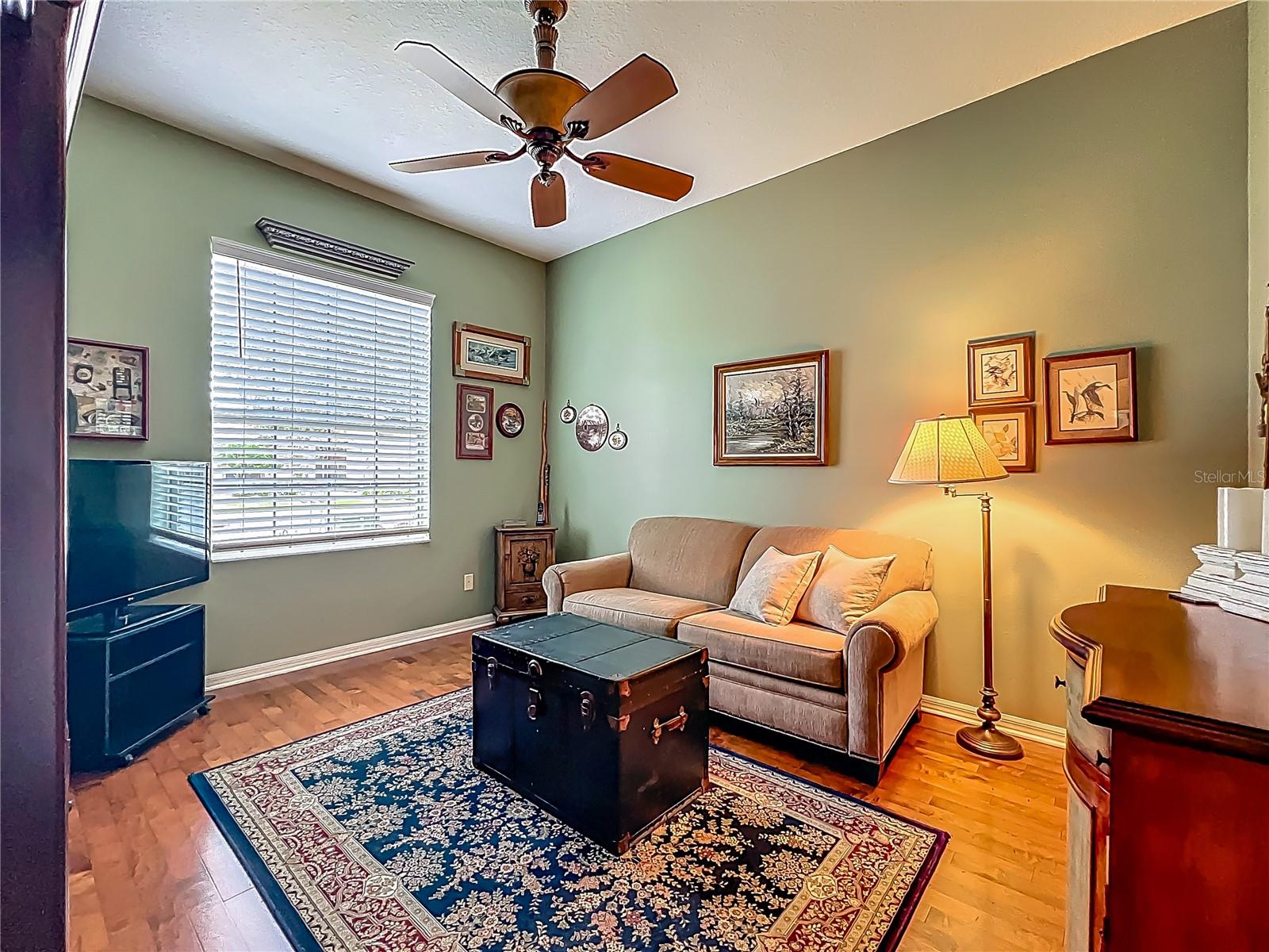 Image 37 of 56 For 25222 Laurel Valley Road