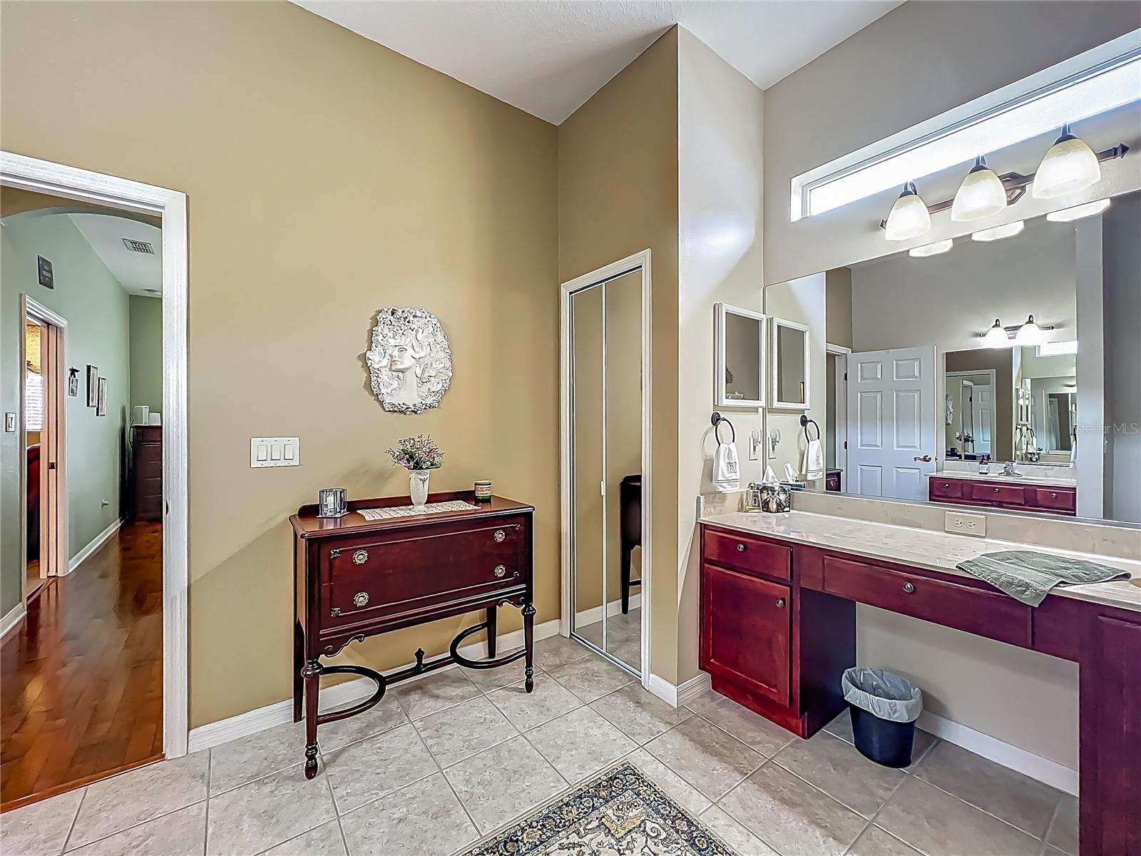Image 45 of 56 For 25222 Laurel Valley Road