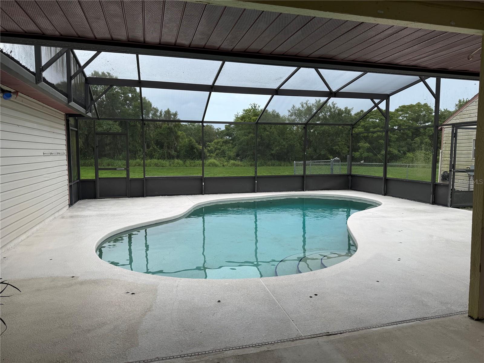 Image 2 of 3 For 4125 Vista Court