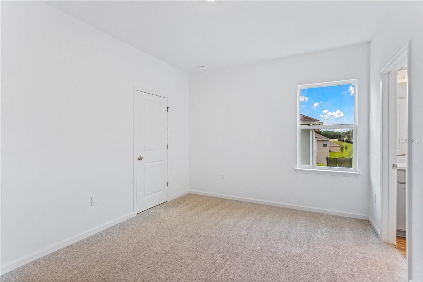 Image 17 of 21 For 5107 Marshelder Street
