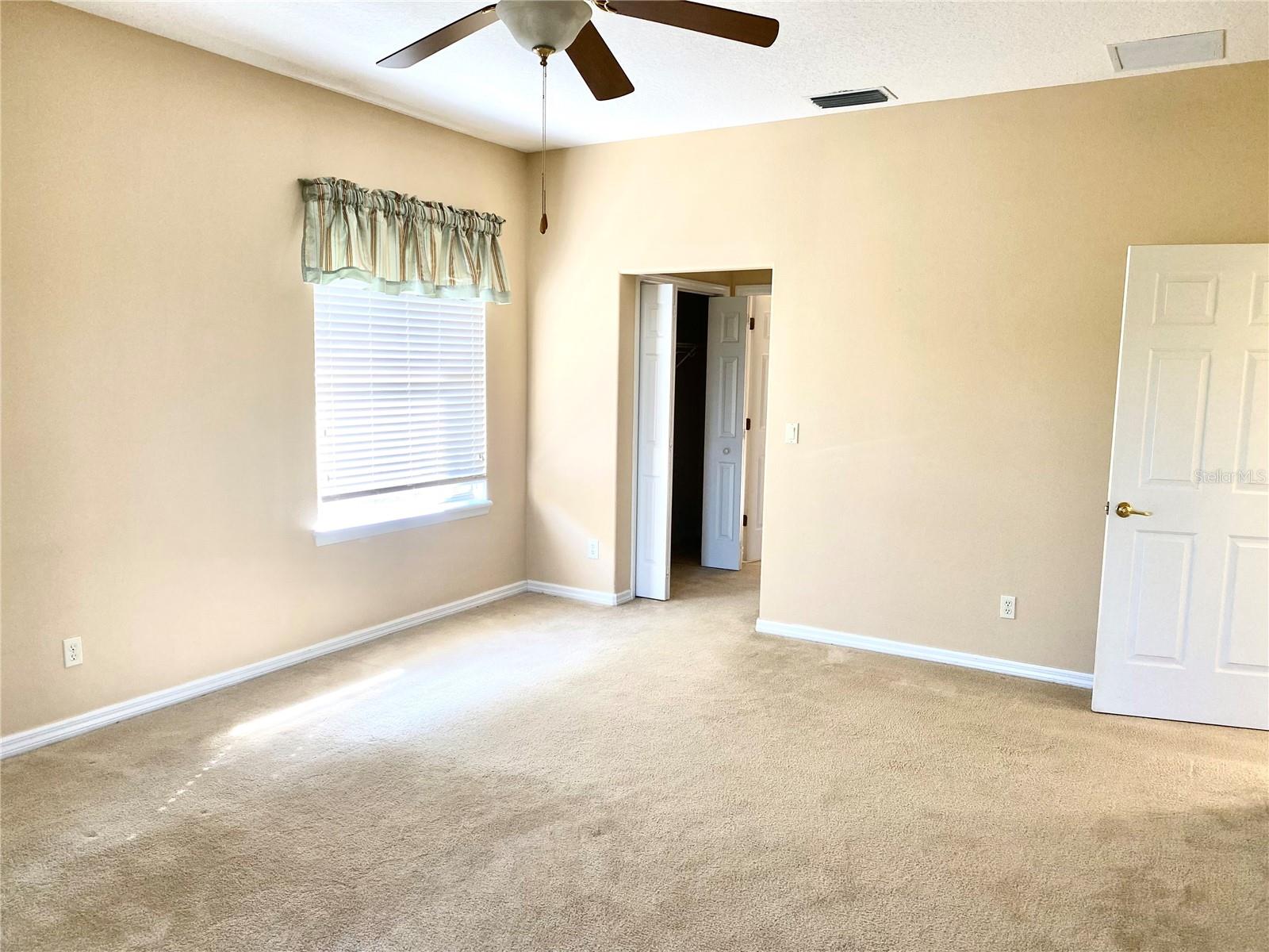 Image 6 of 15 For 9618 Spring Lake Drive