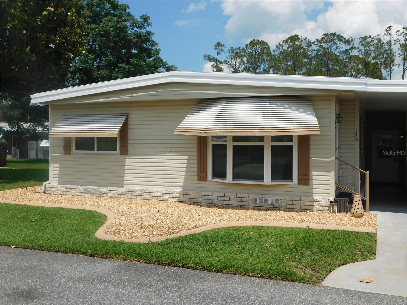 Image 2 of 17 For 146 Hibiscus Way